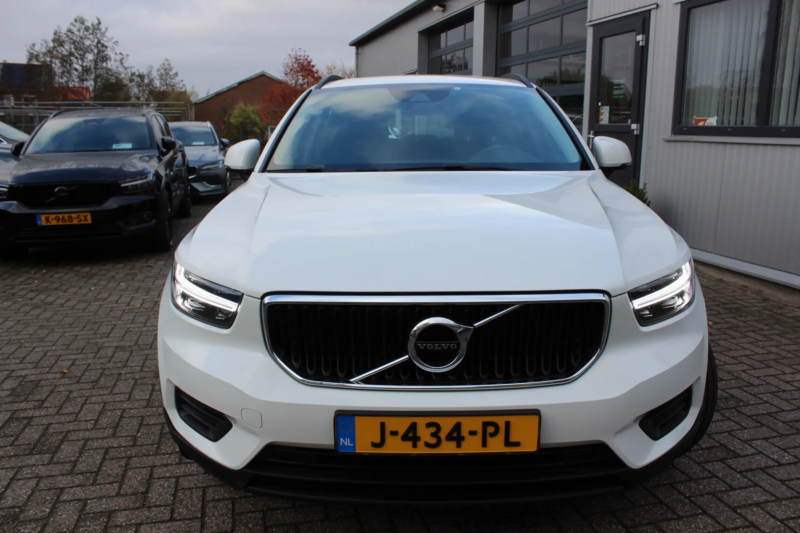 Volvo - XC40