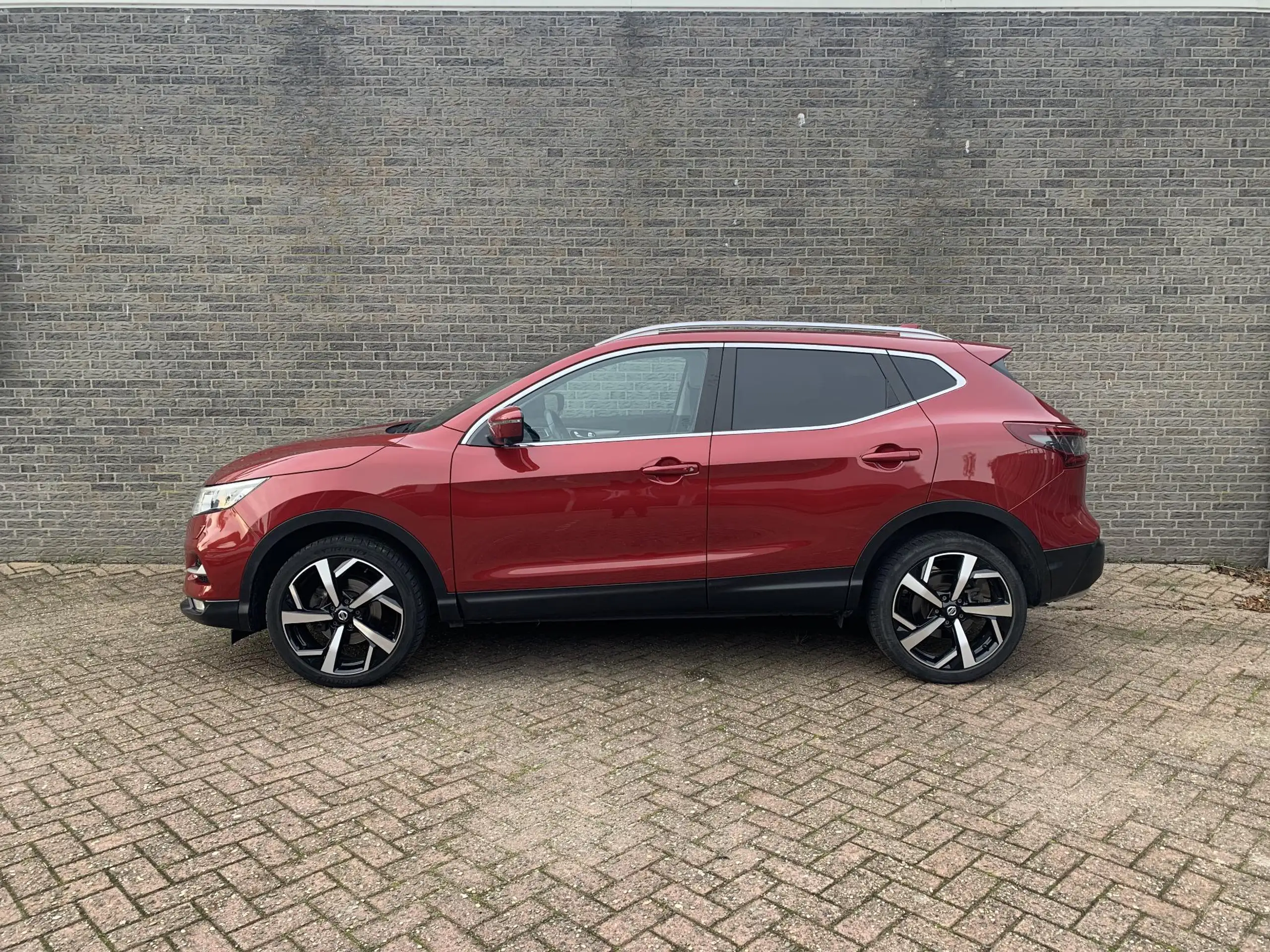 Nissan - Qashqai