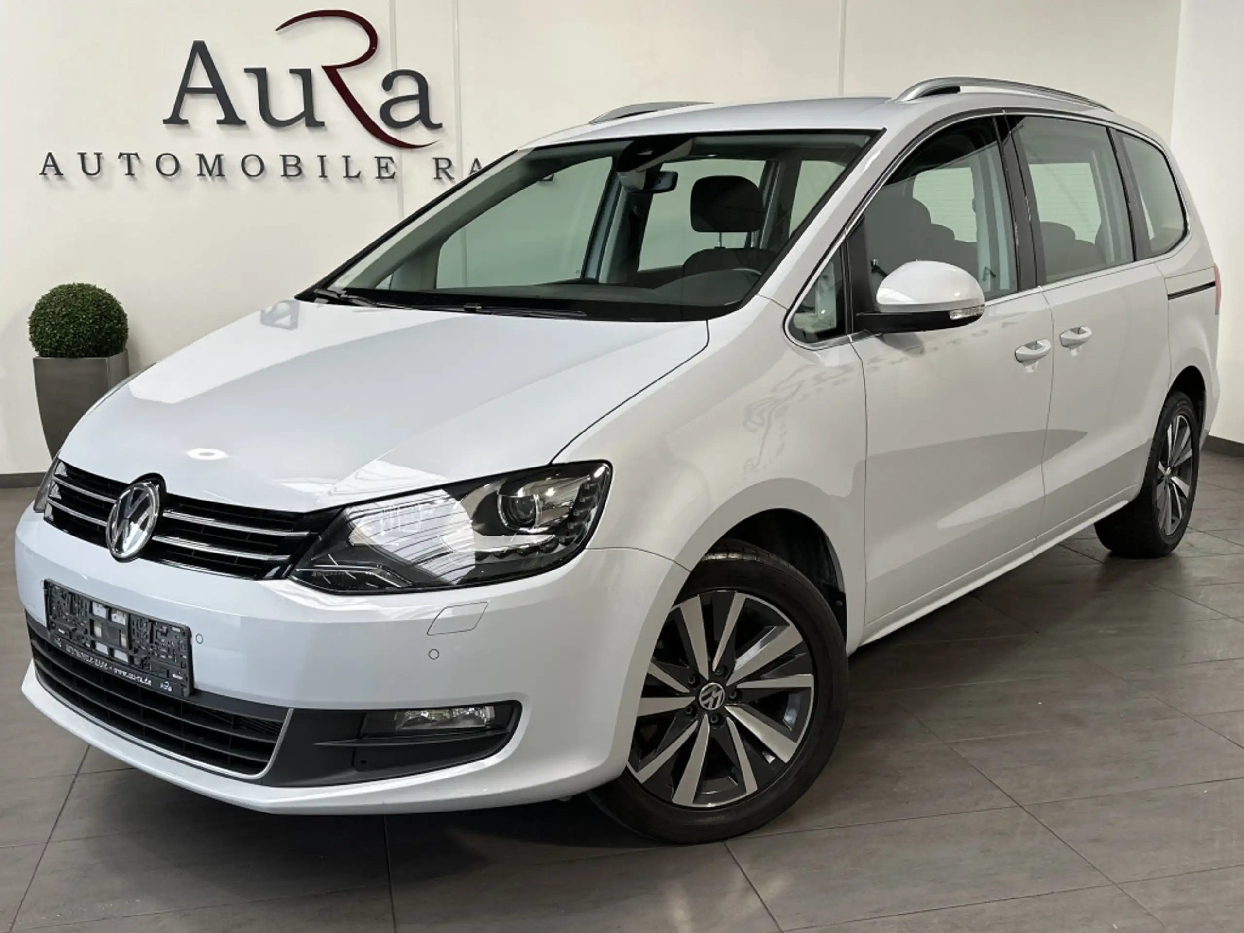 Volkswagen - Sharan