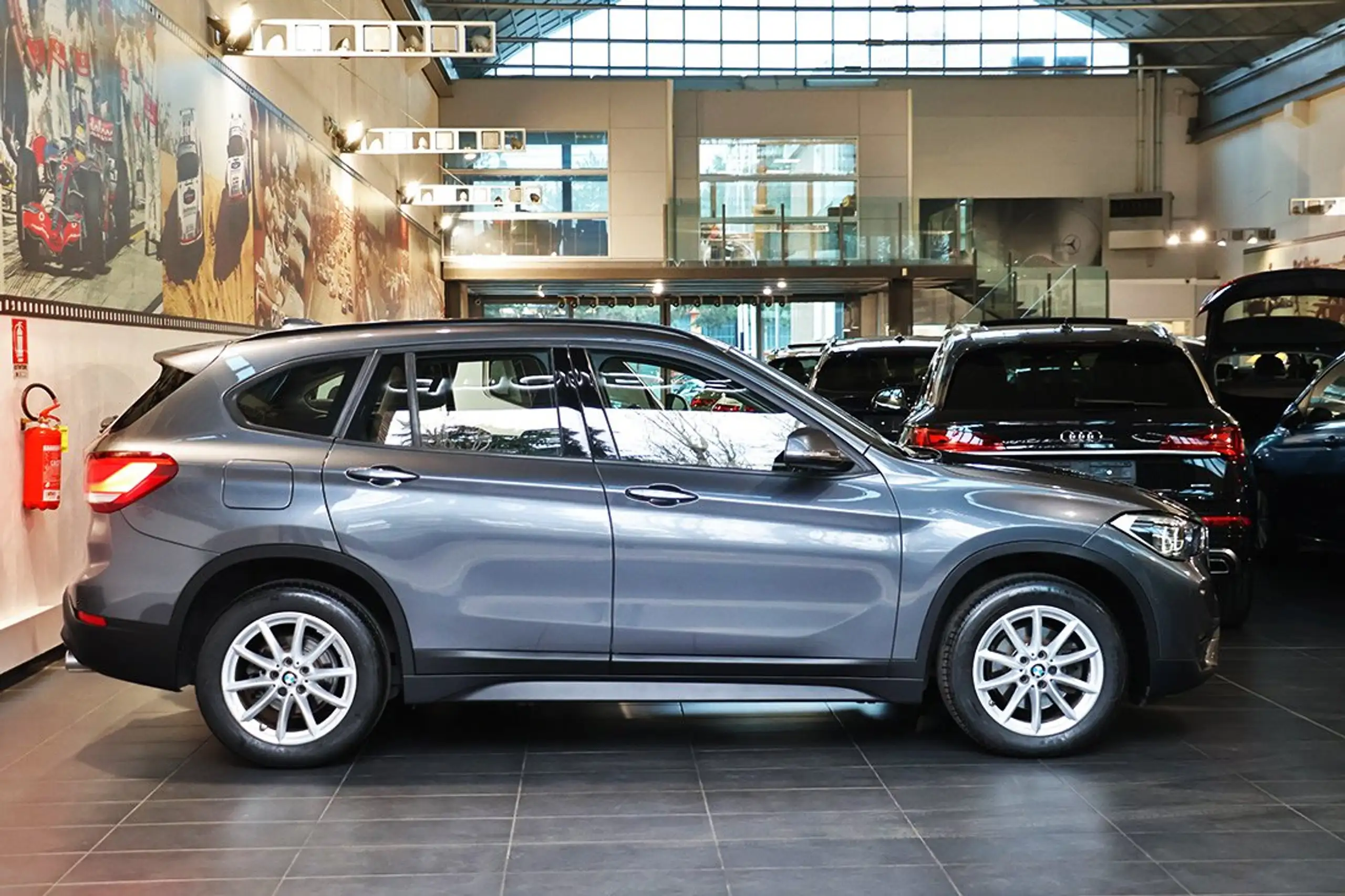 BMW - X1