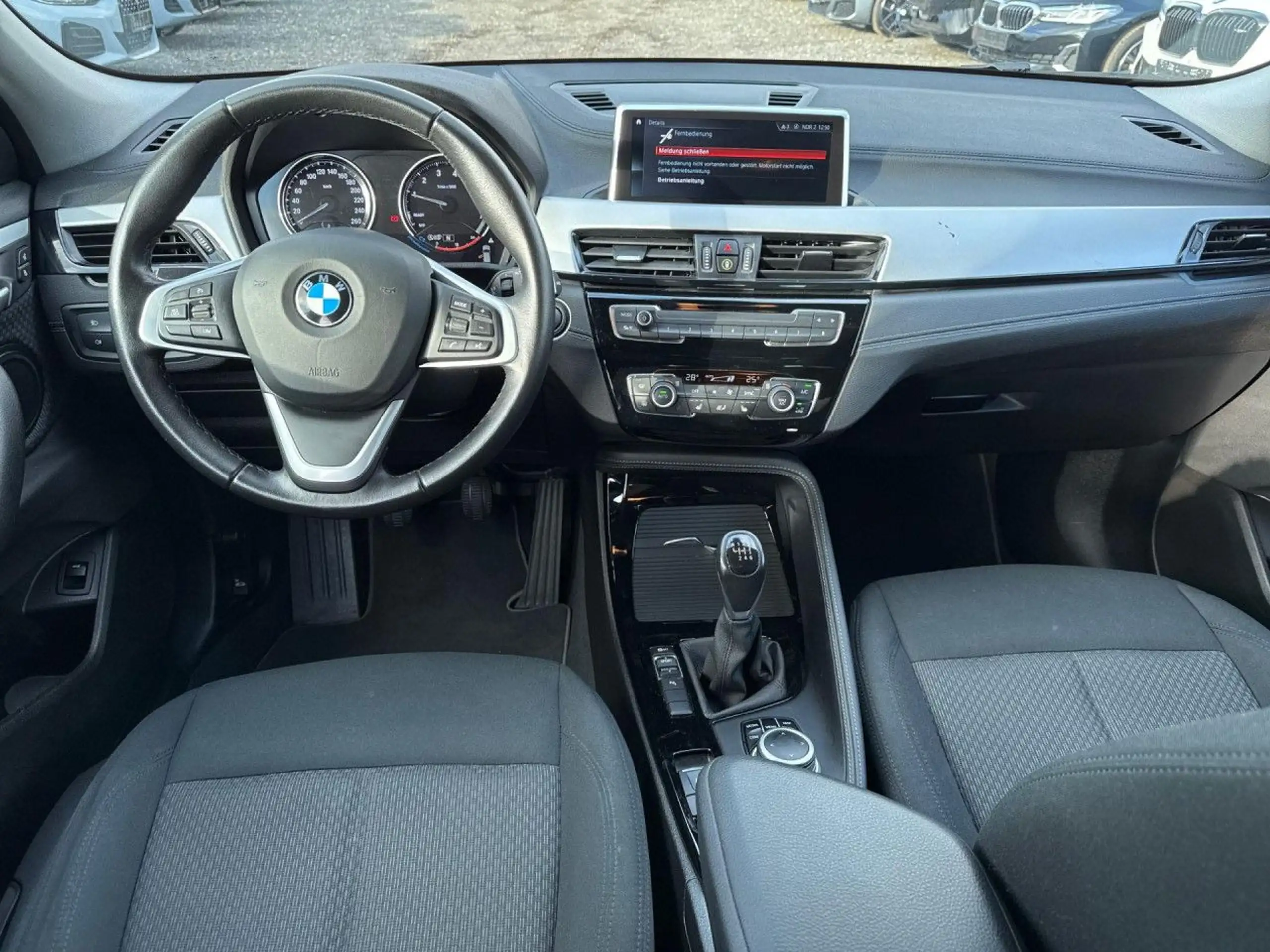 BMW - X2