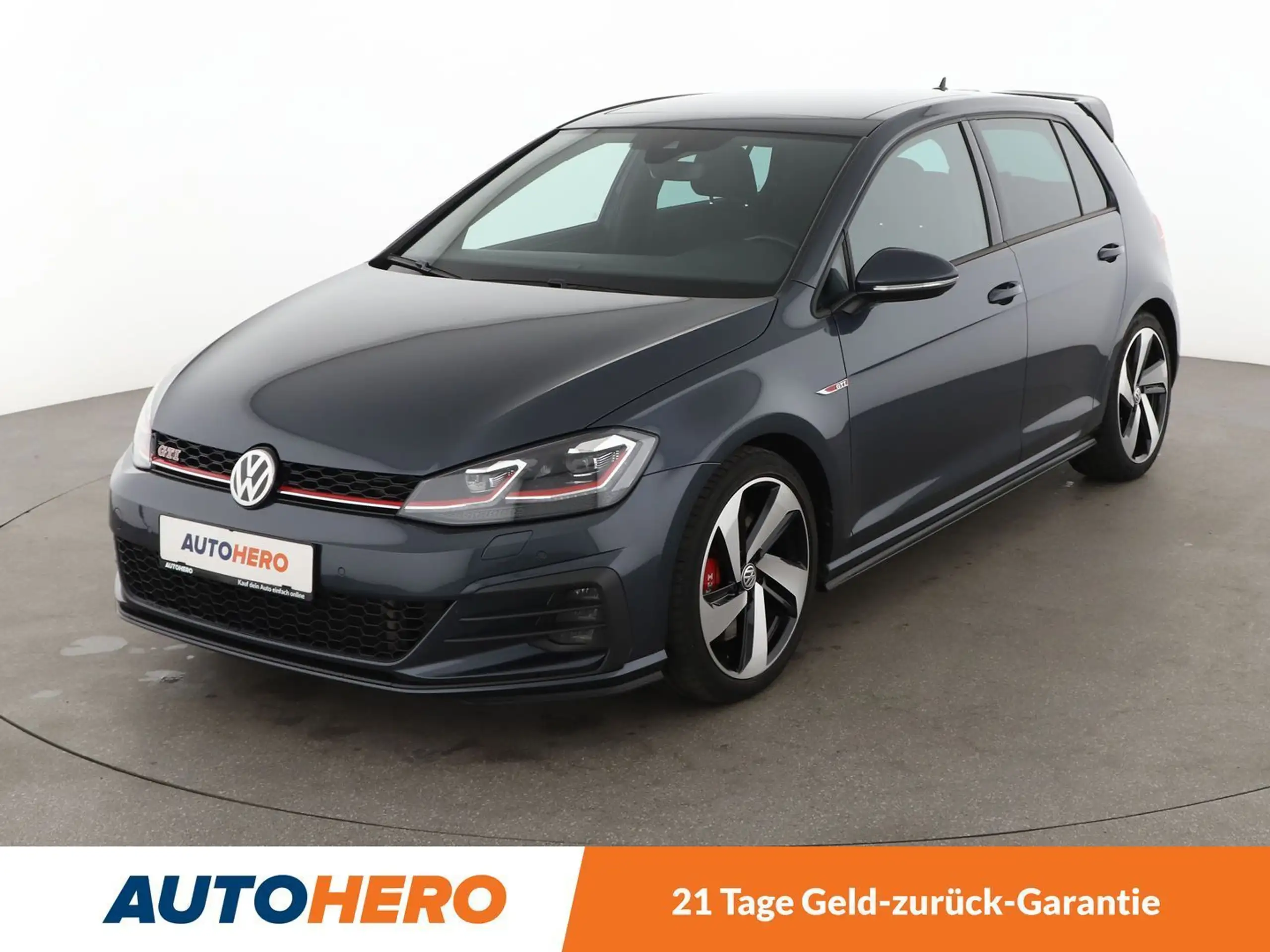 Volkswagen - Golf GTI