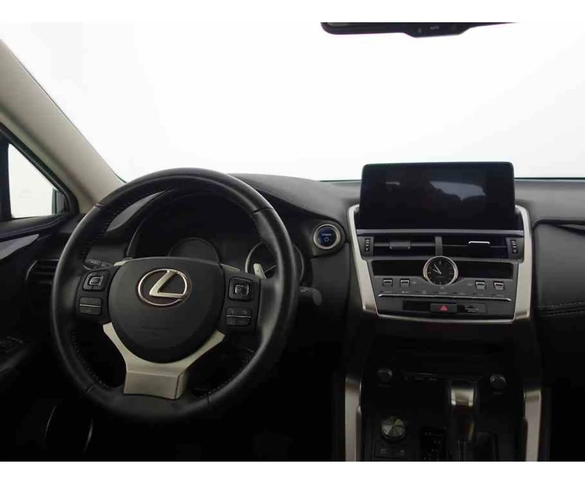 Lexus - NX 300