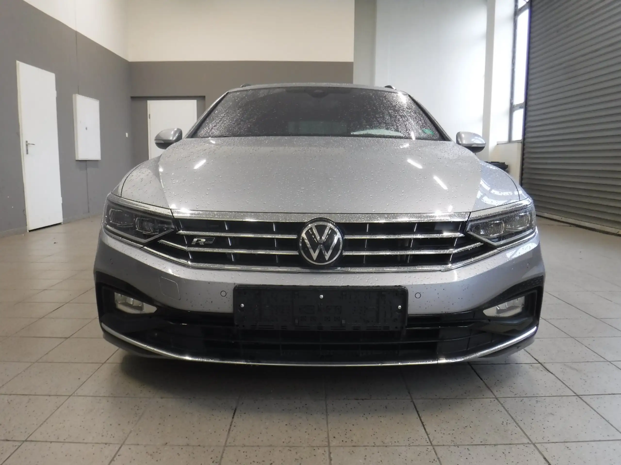 Volkswagen - Passat