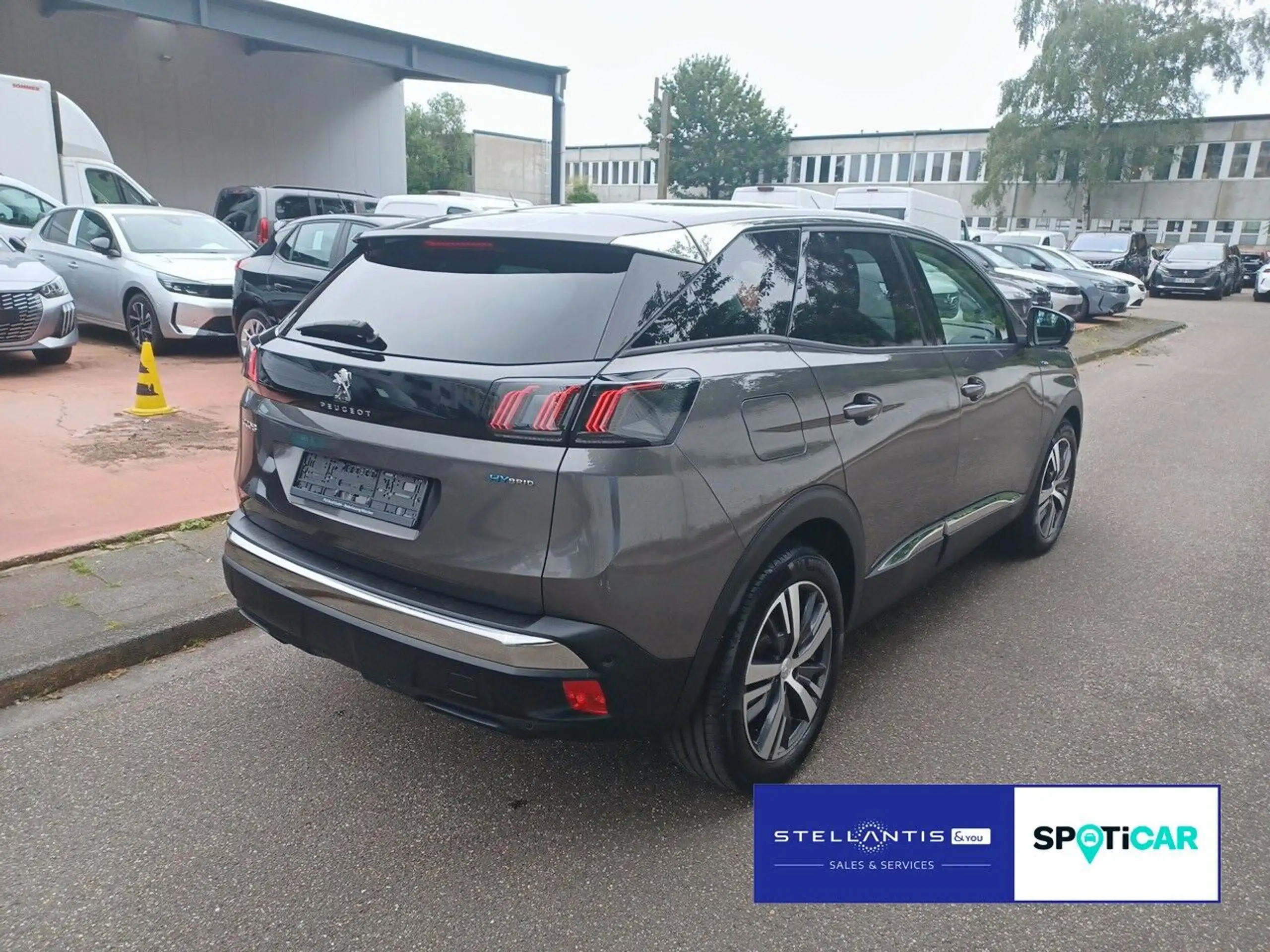 Peugeot - 3008