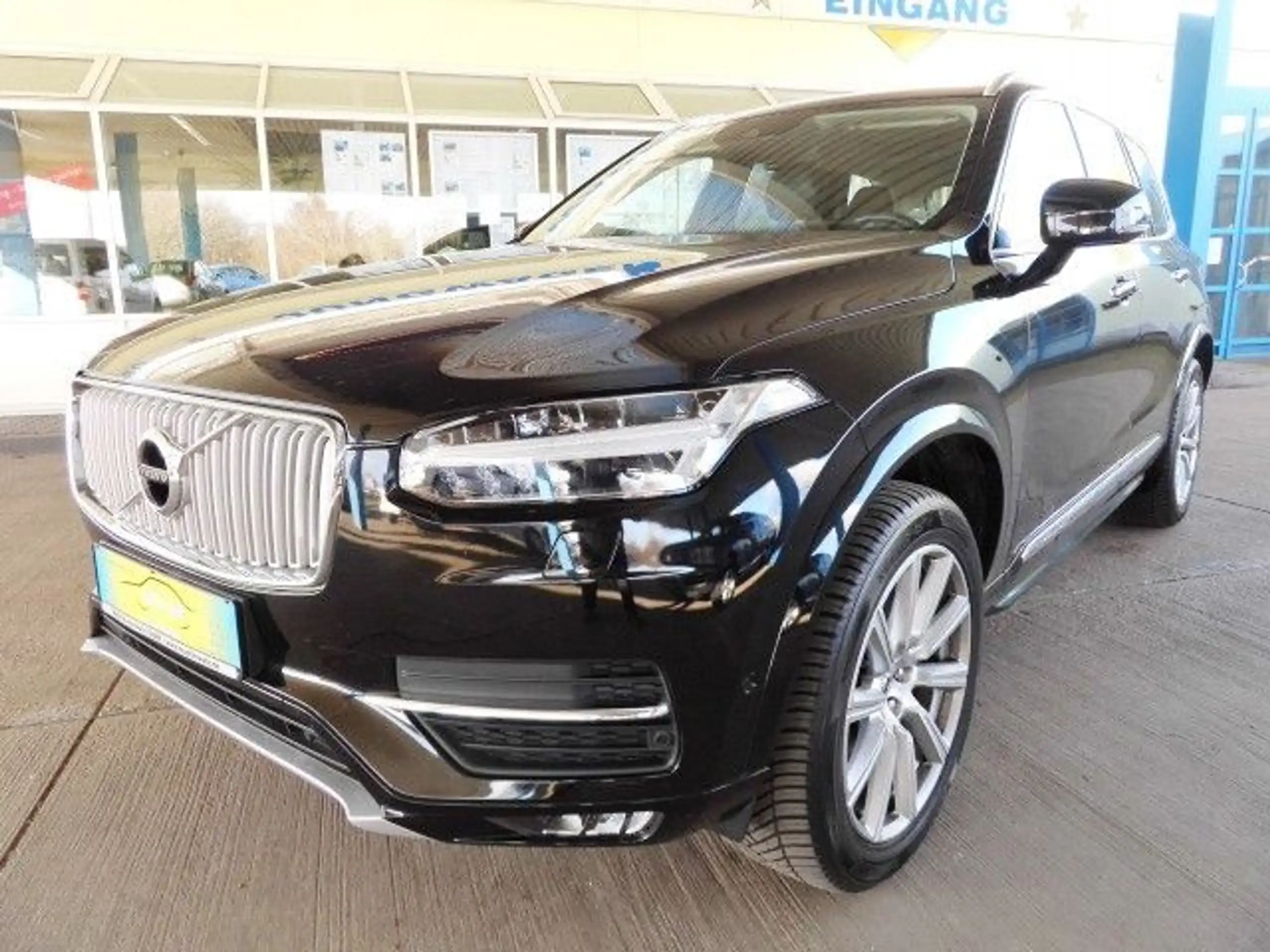 Volvo - XC90