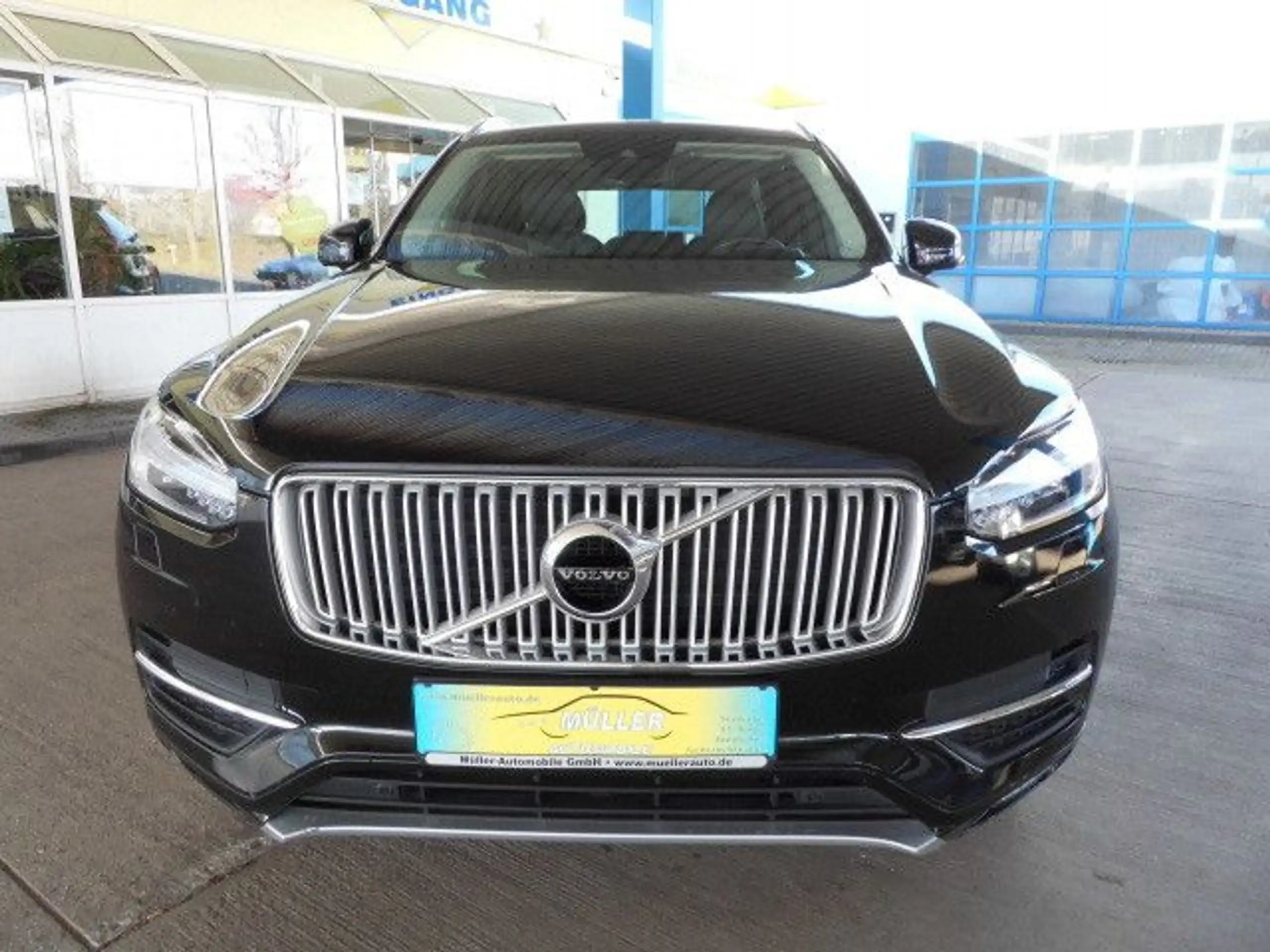 Volvo - XC90