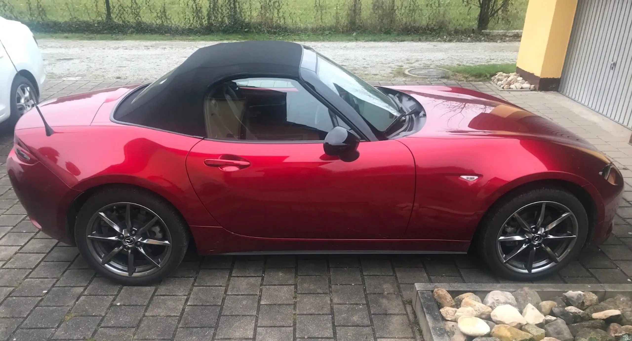 Mazda - MX-5