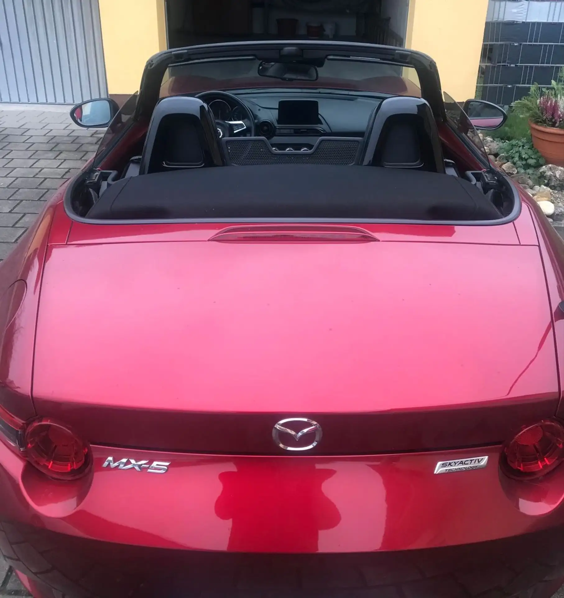 Mazda - MX-5