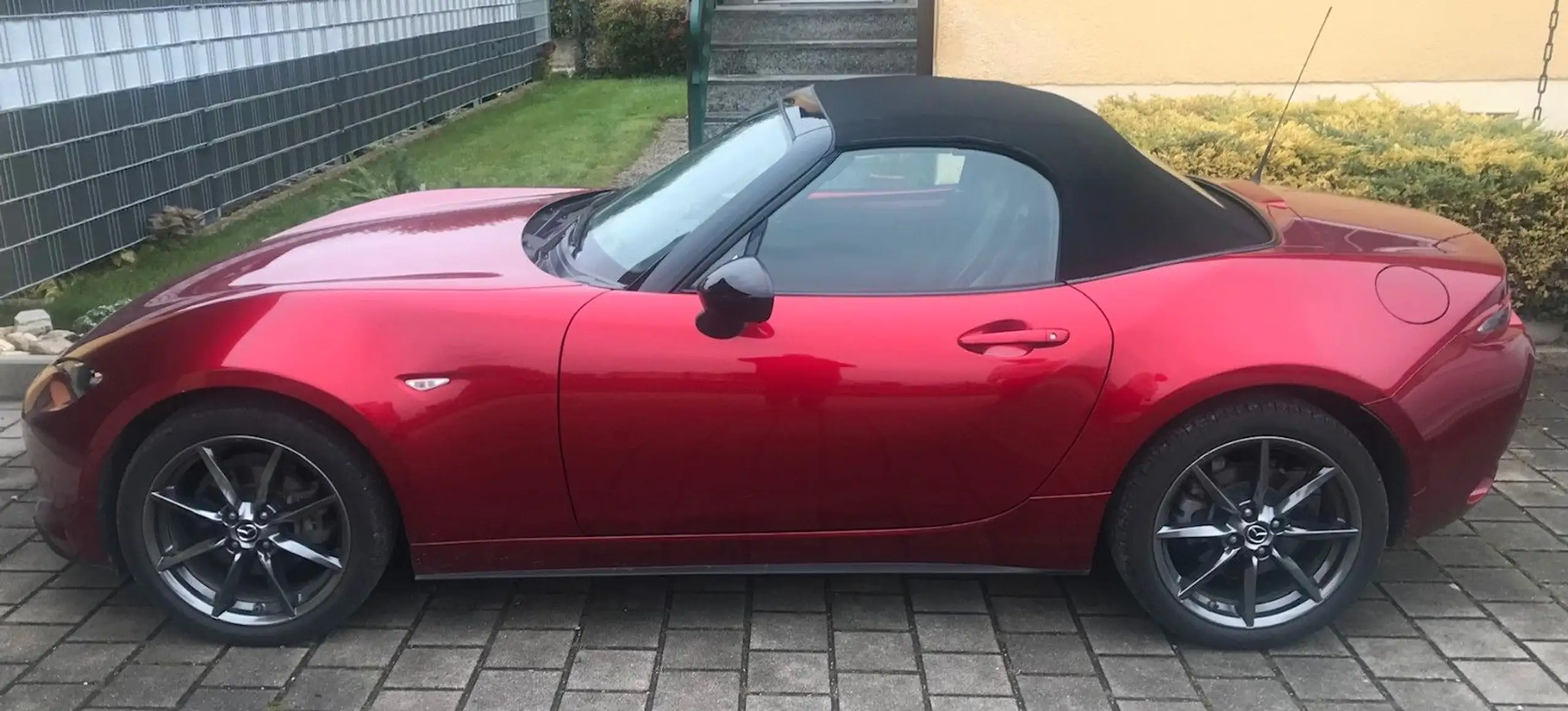 Mazda - MX-5