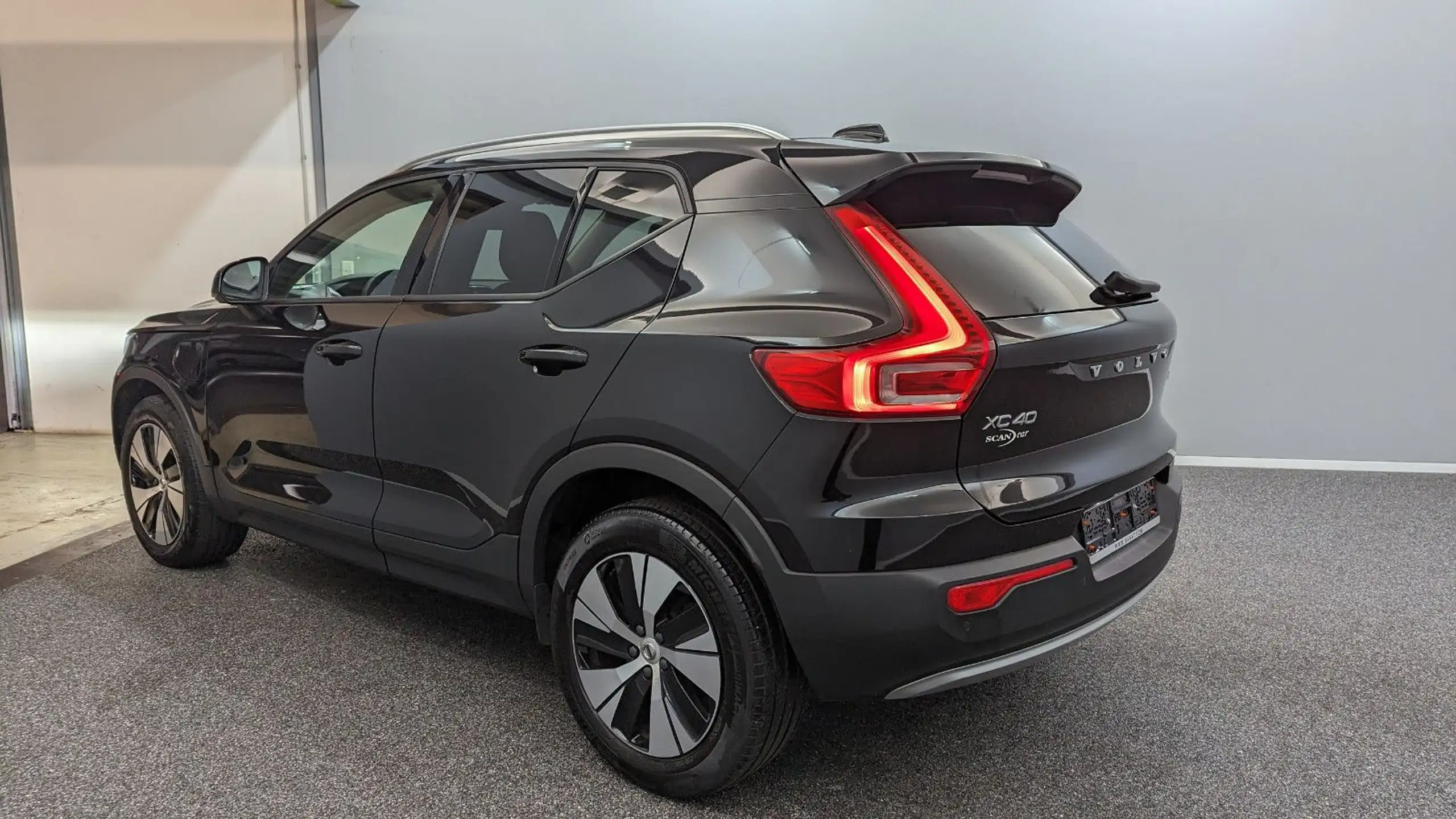 Volvo - XC40