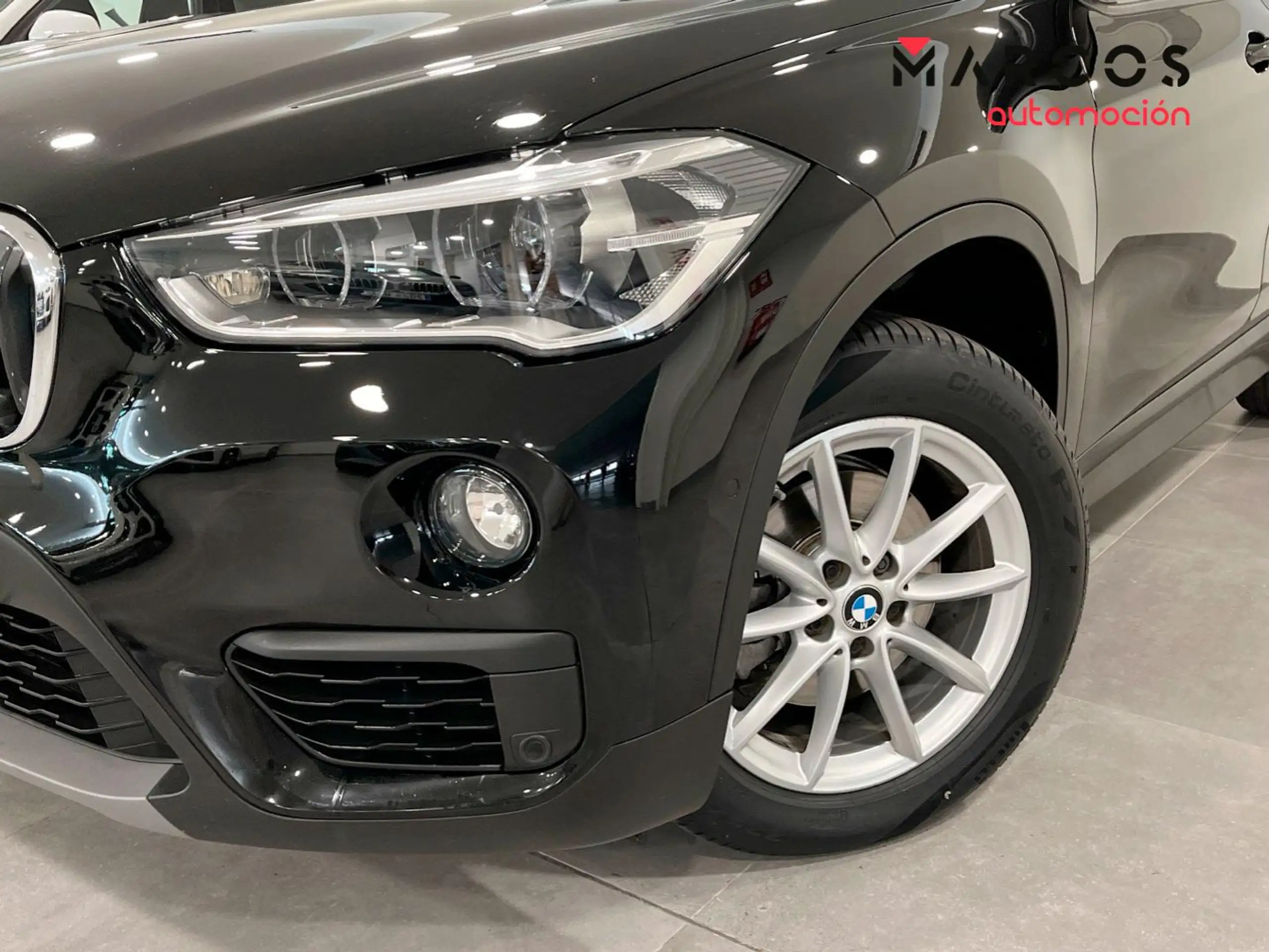 BMW - X1