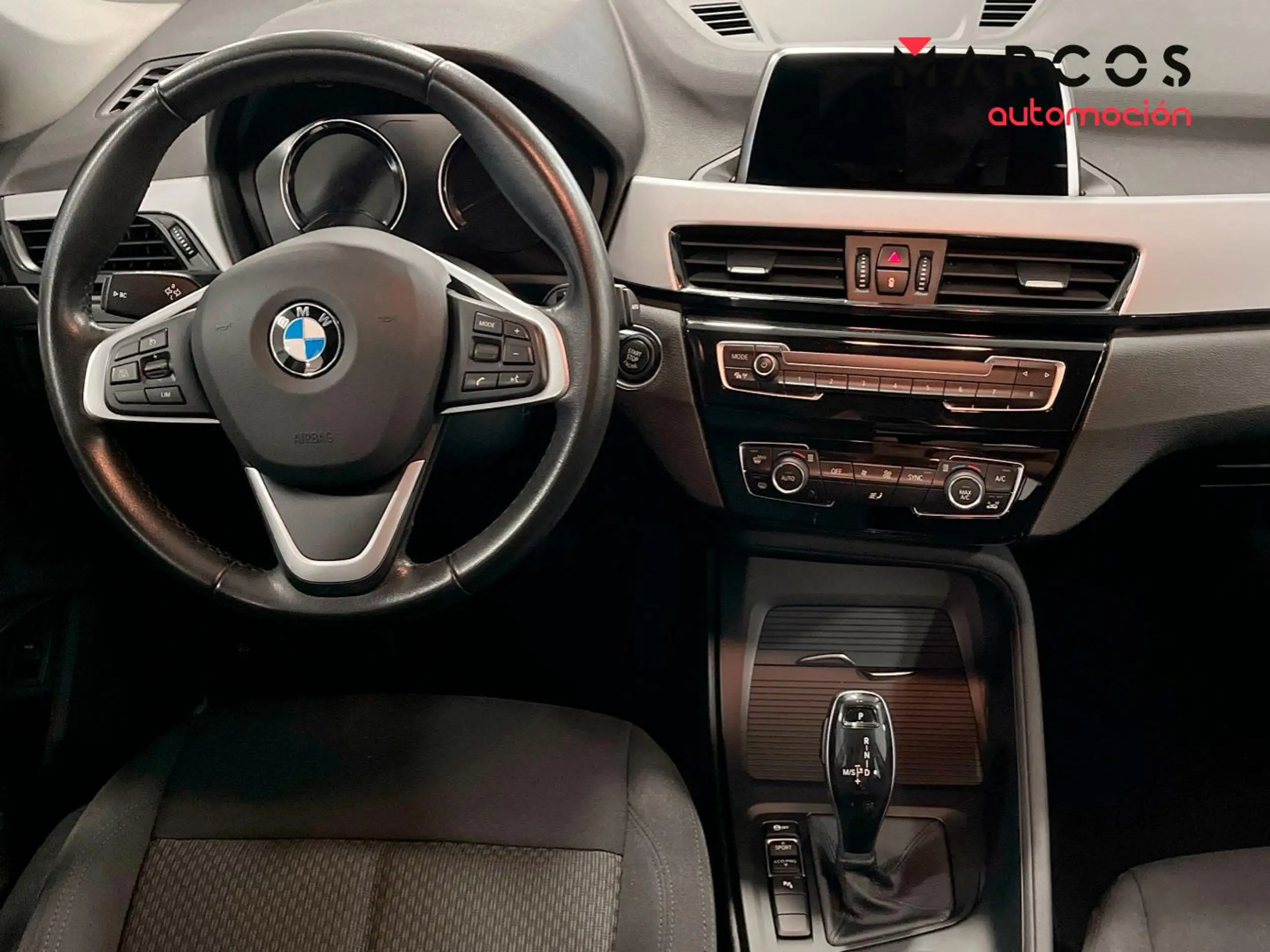 BMW - X1