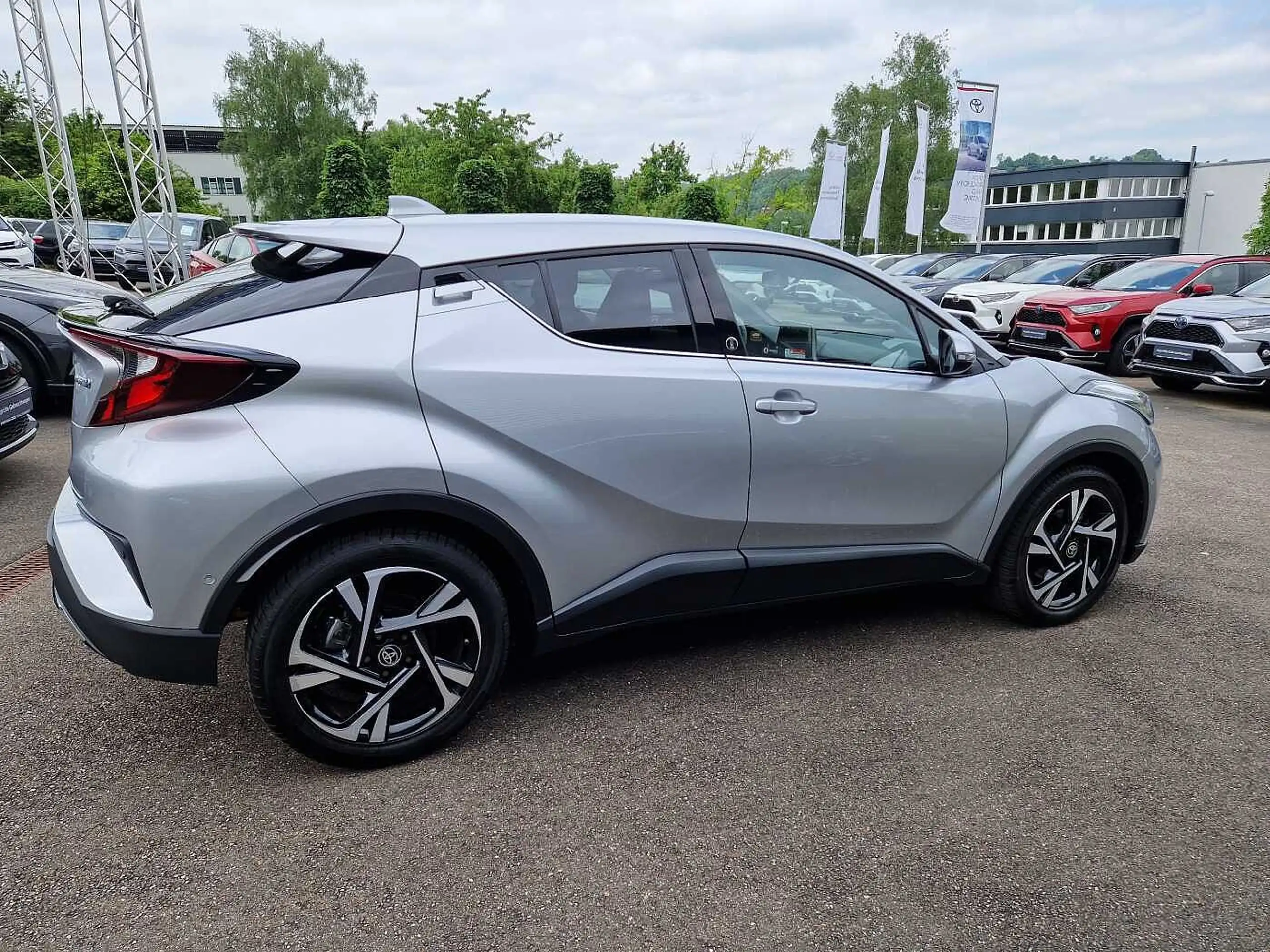 Toyota - C-HR