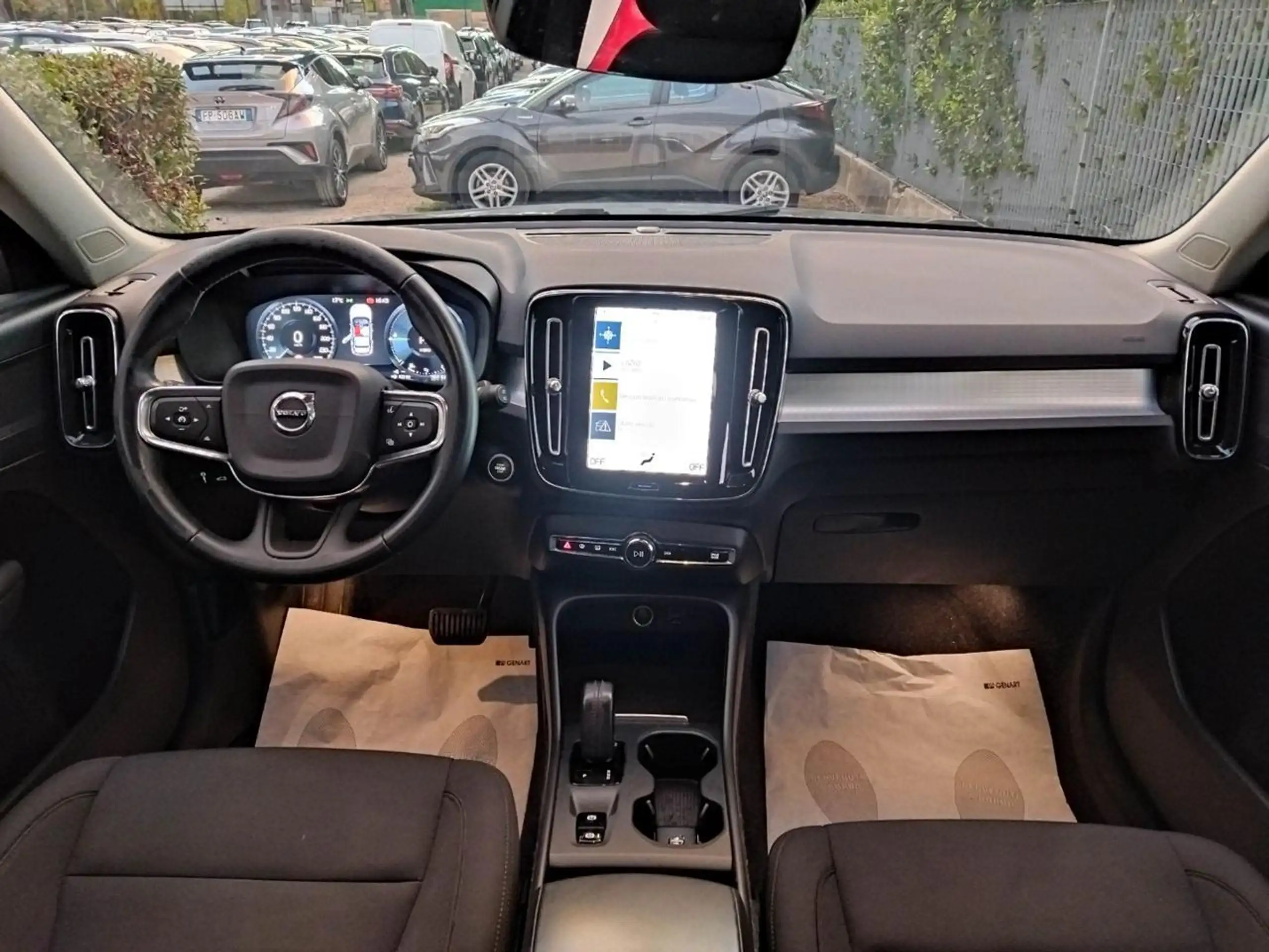 Volvo - XC40