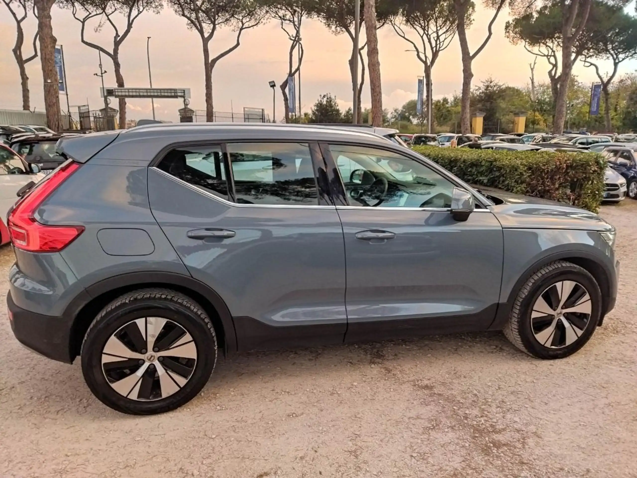 Volvo - XC40