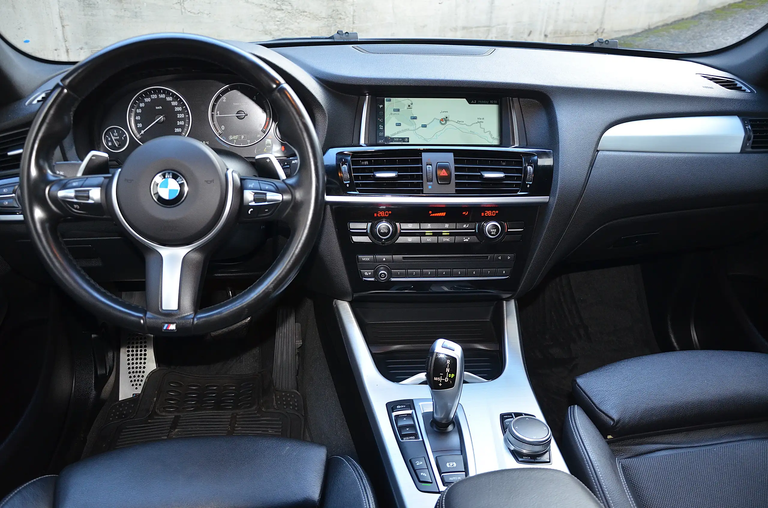 BMW - X3