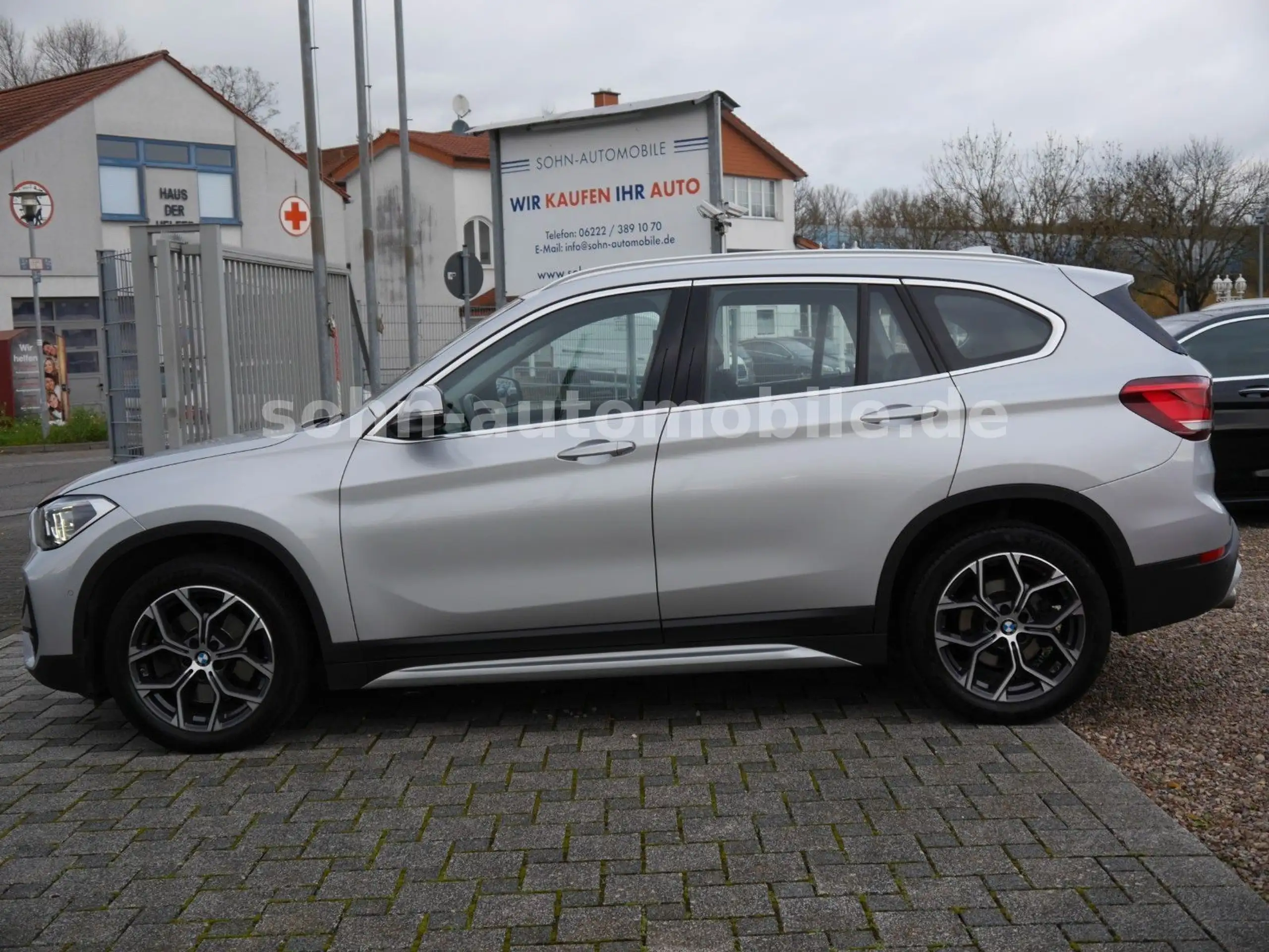 BMW - X1