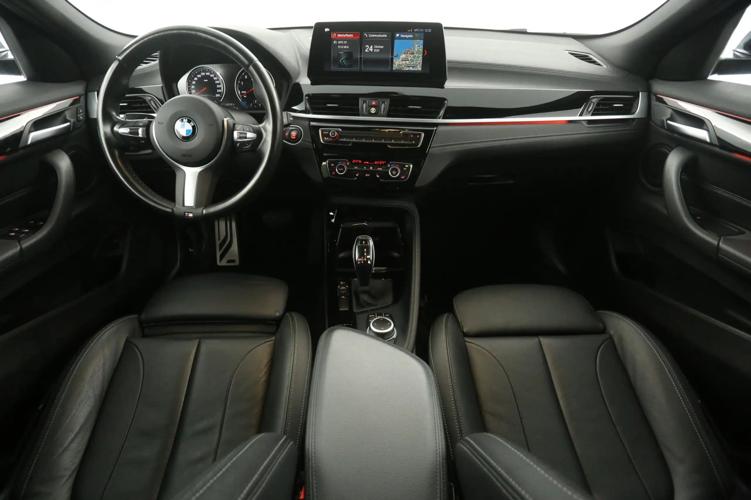 BMW - X2