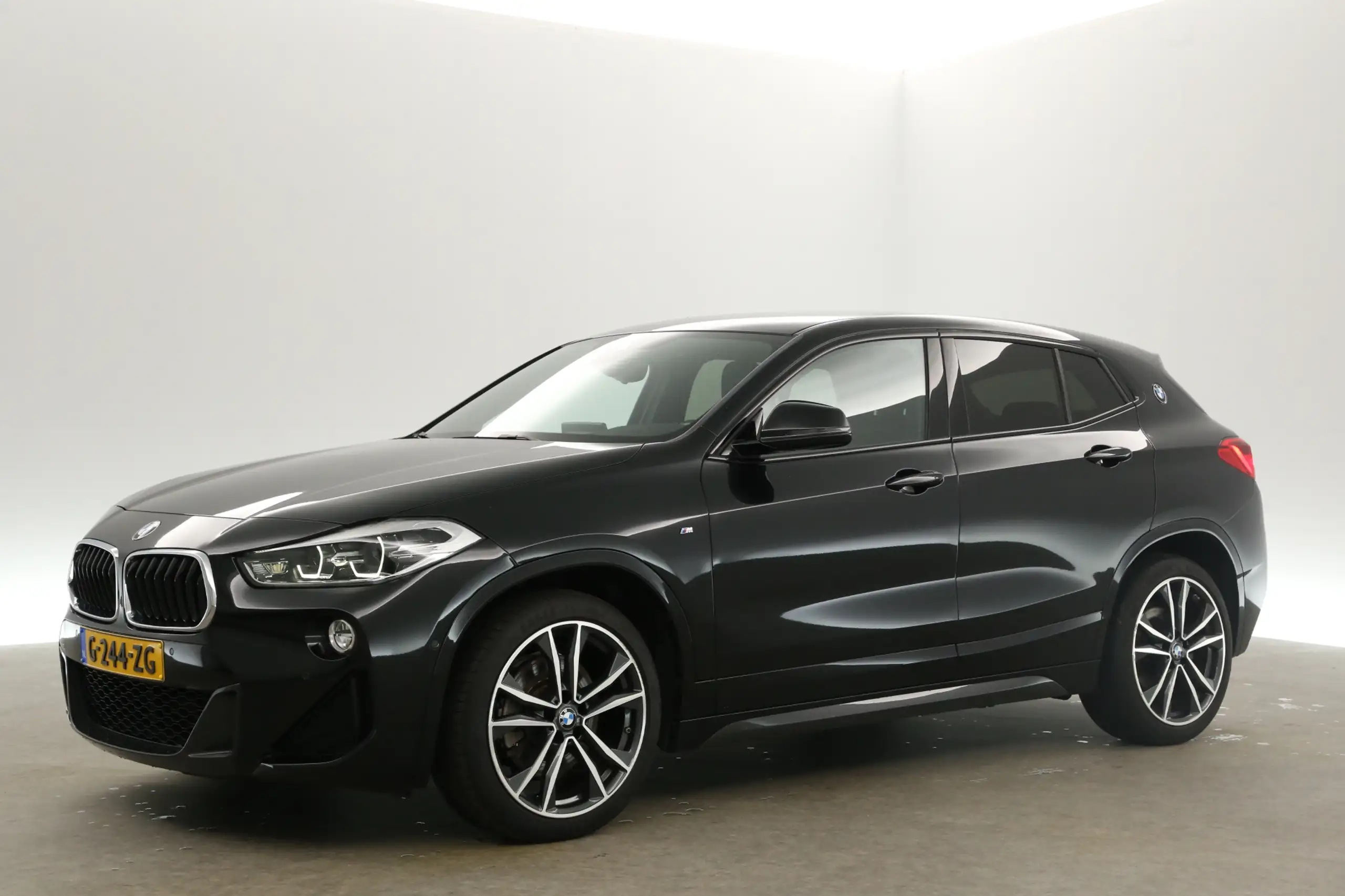 BMW - X2