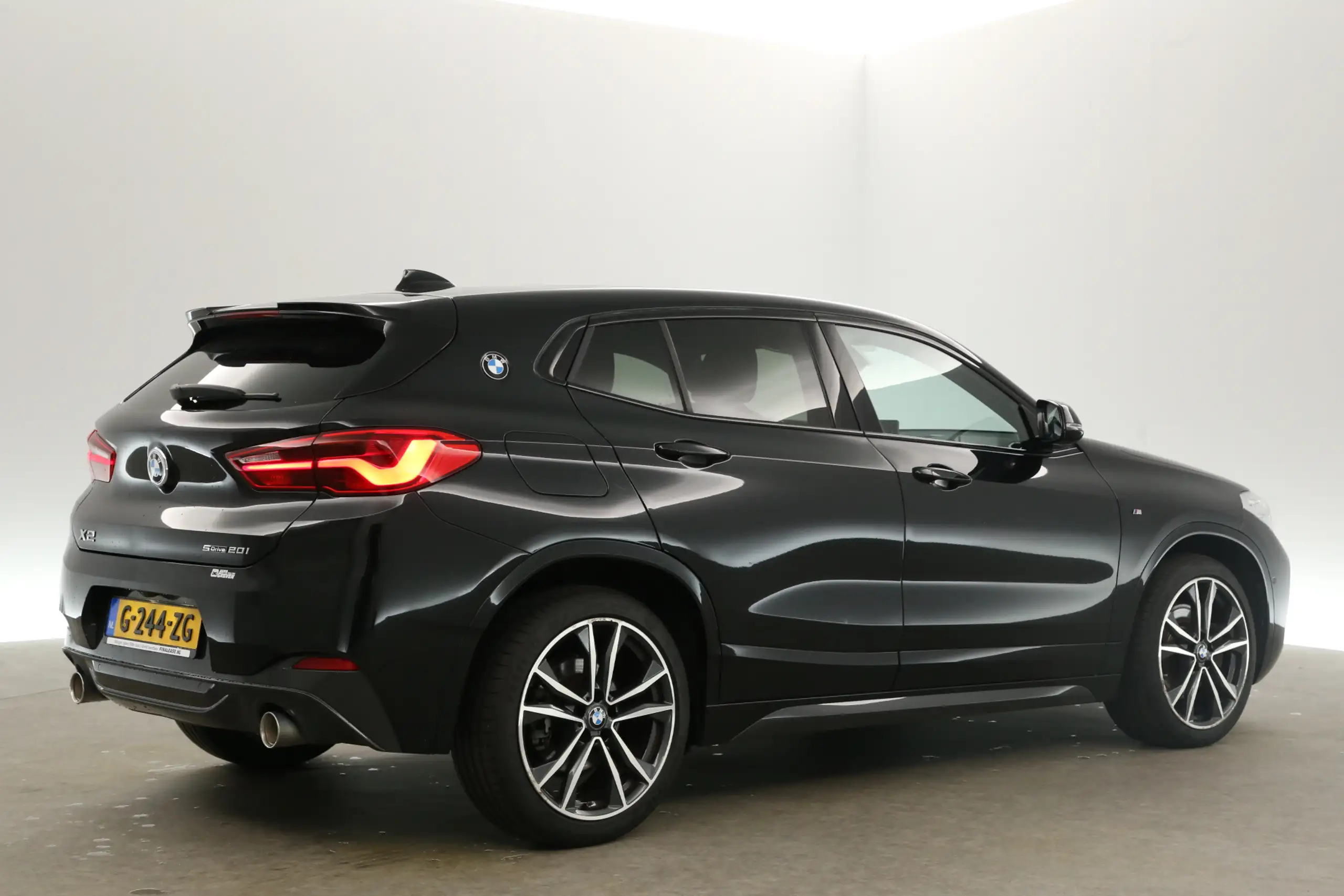 BMW - X2