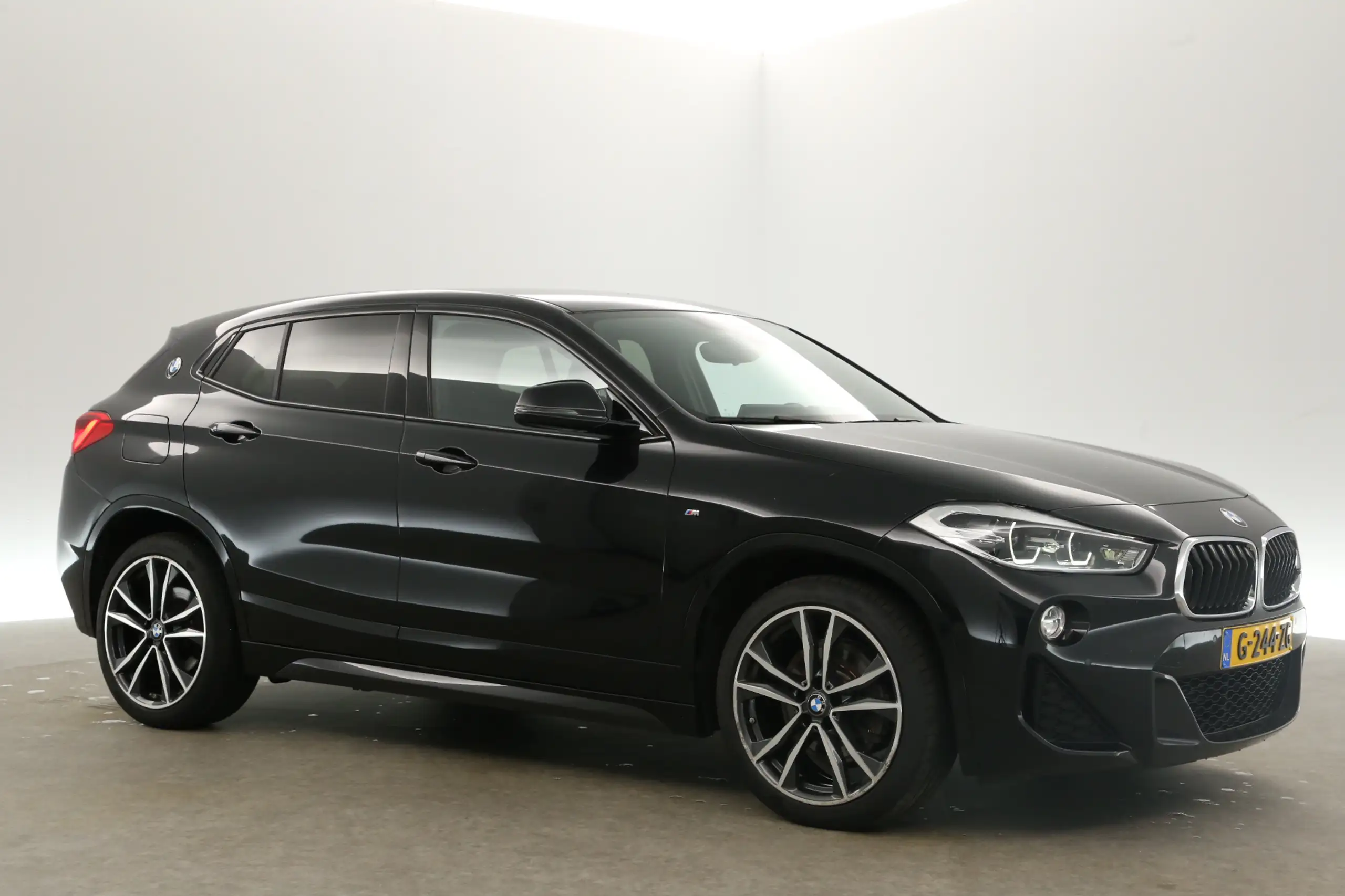 BMW - X2