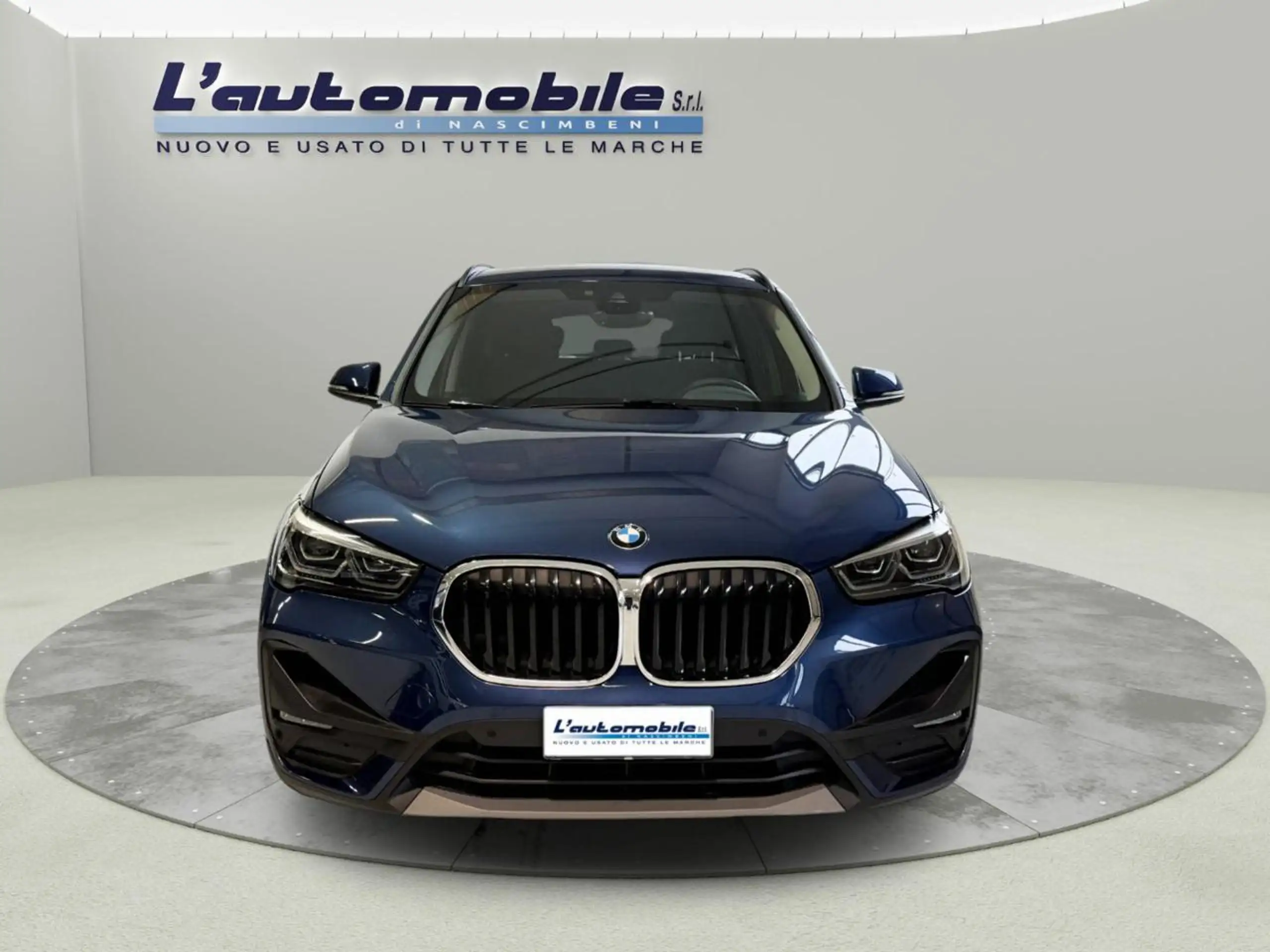 BMW - X1