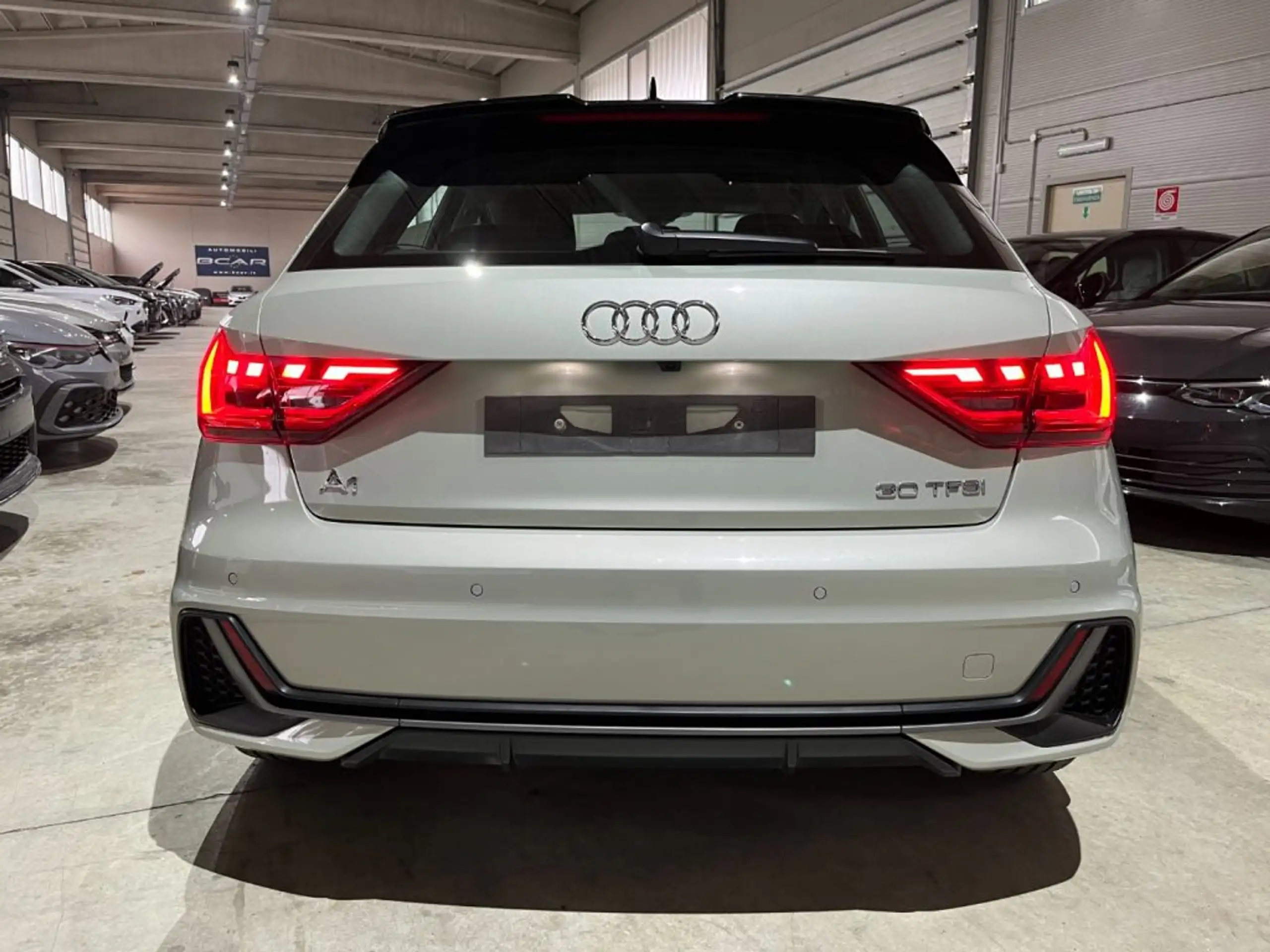 Audi - A1