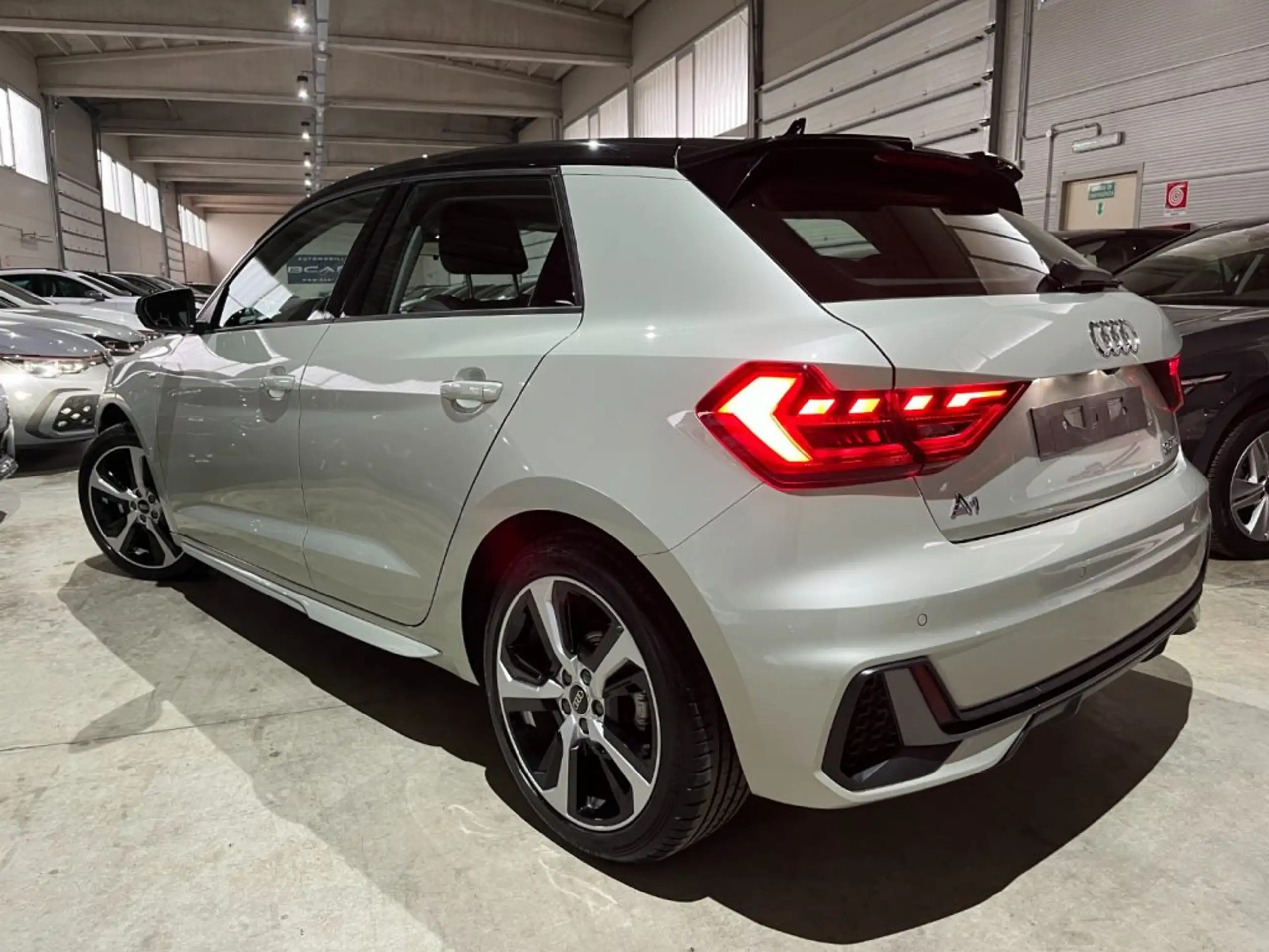 Audi - A1