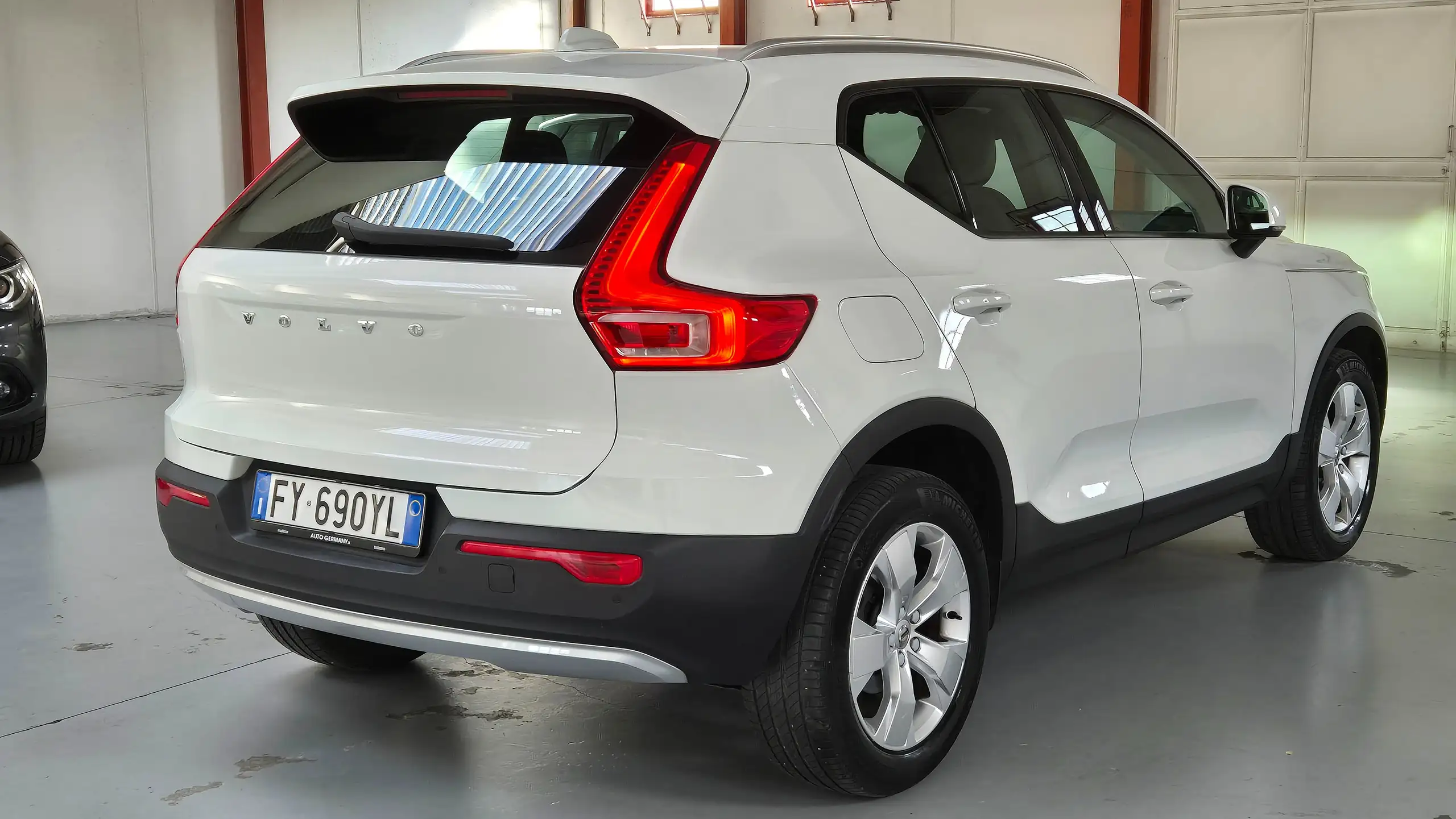 Volvo - XC40