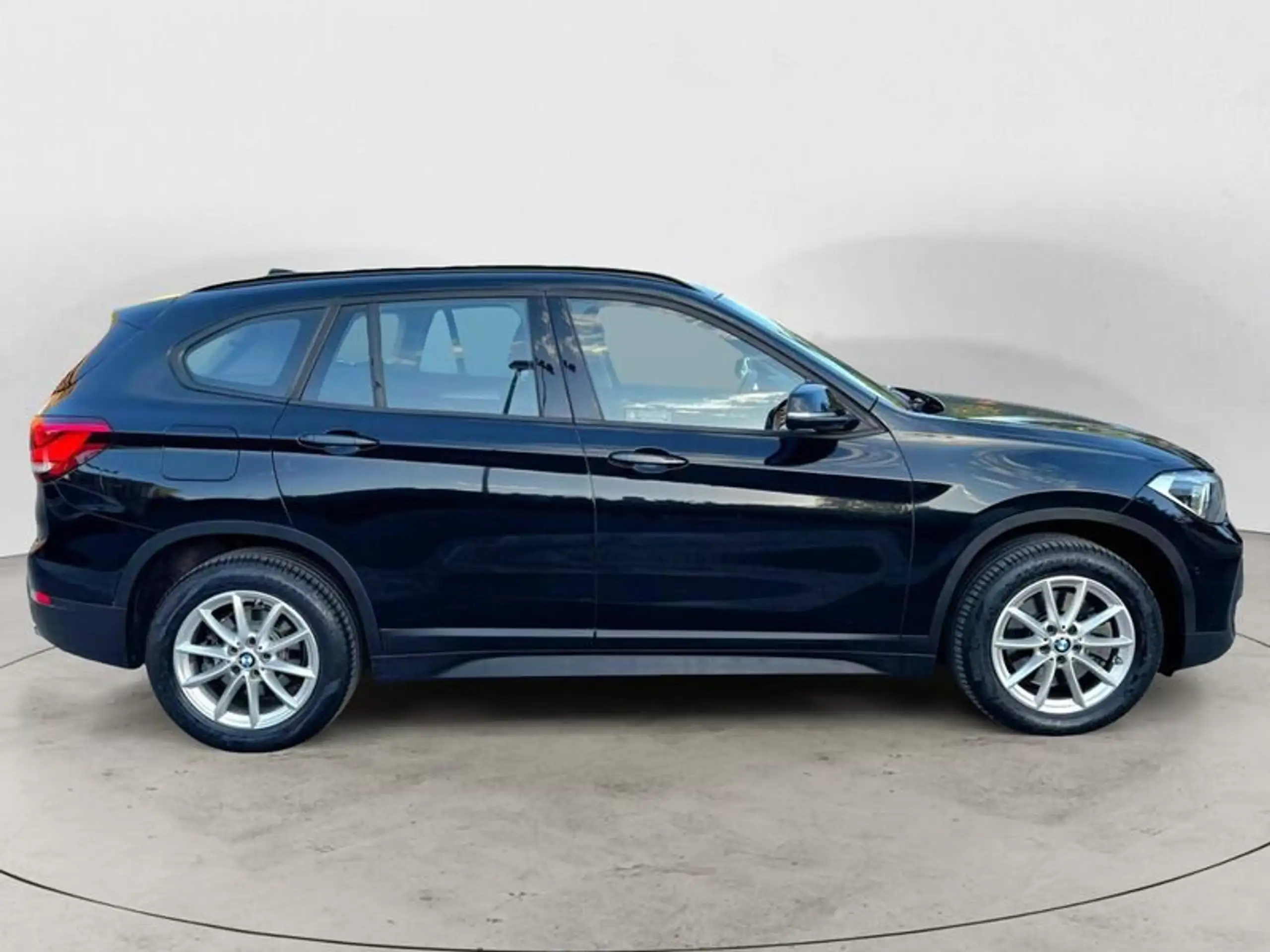 BMW - X1