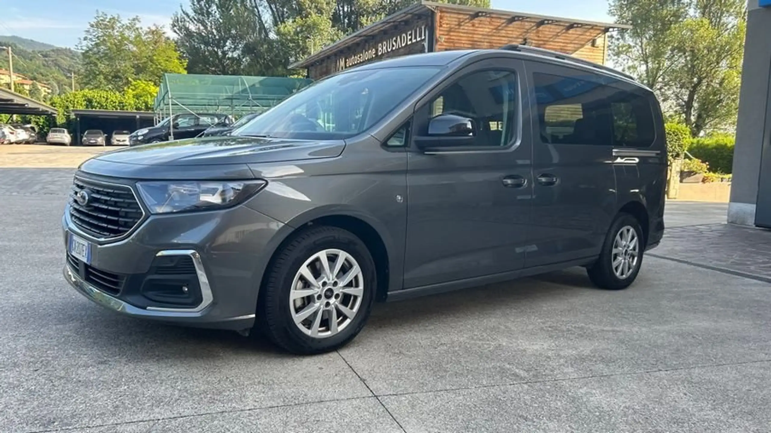 Ford - Grand Tourneo