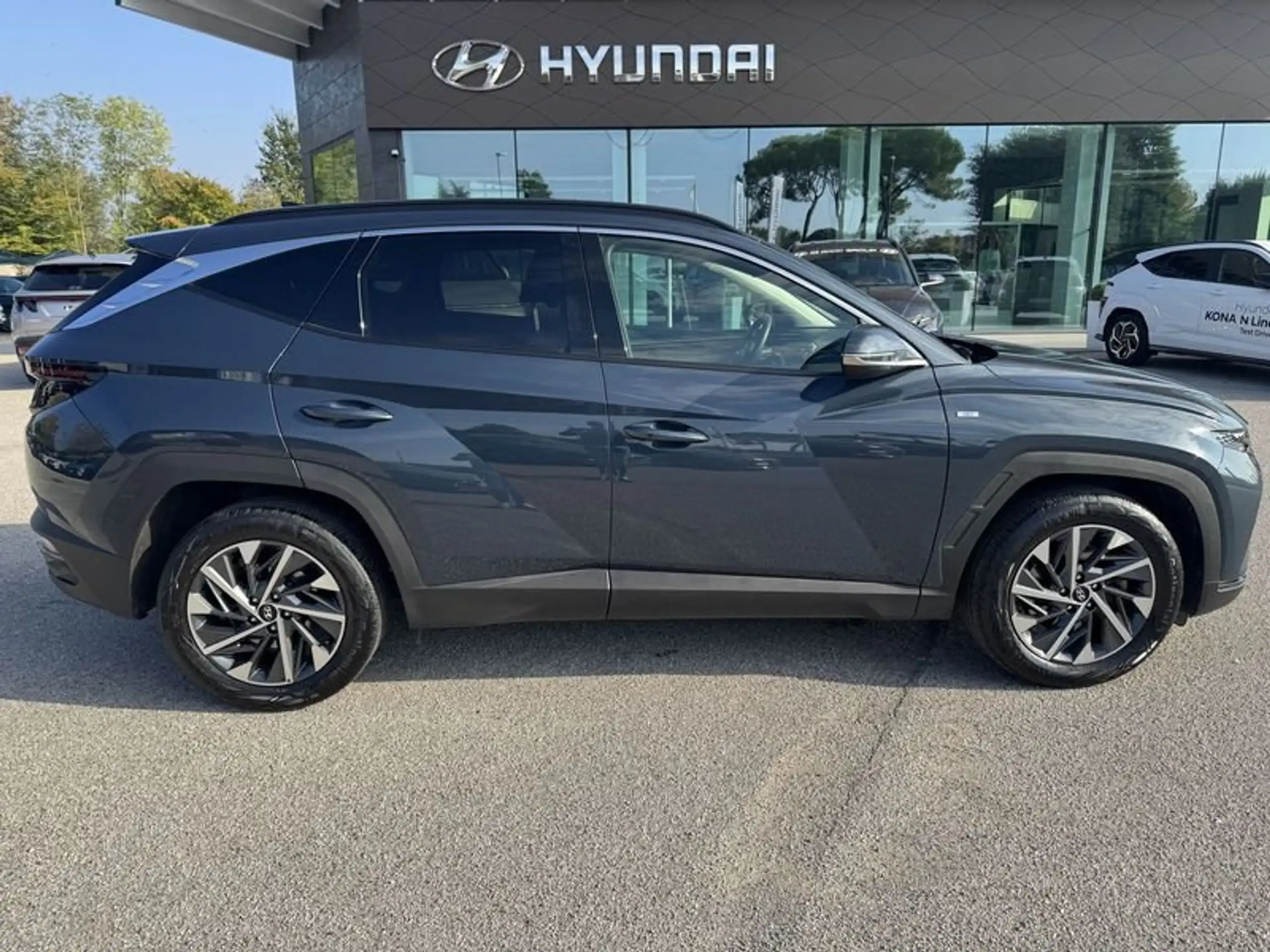 Hyundai - TUCSON