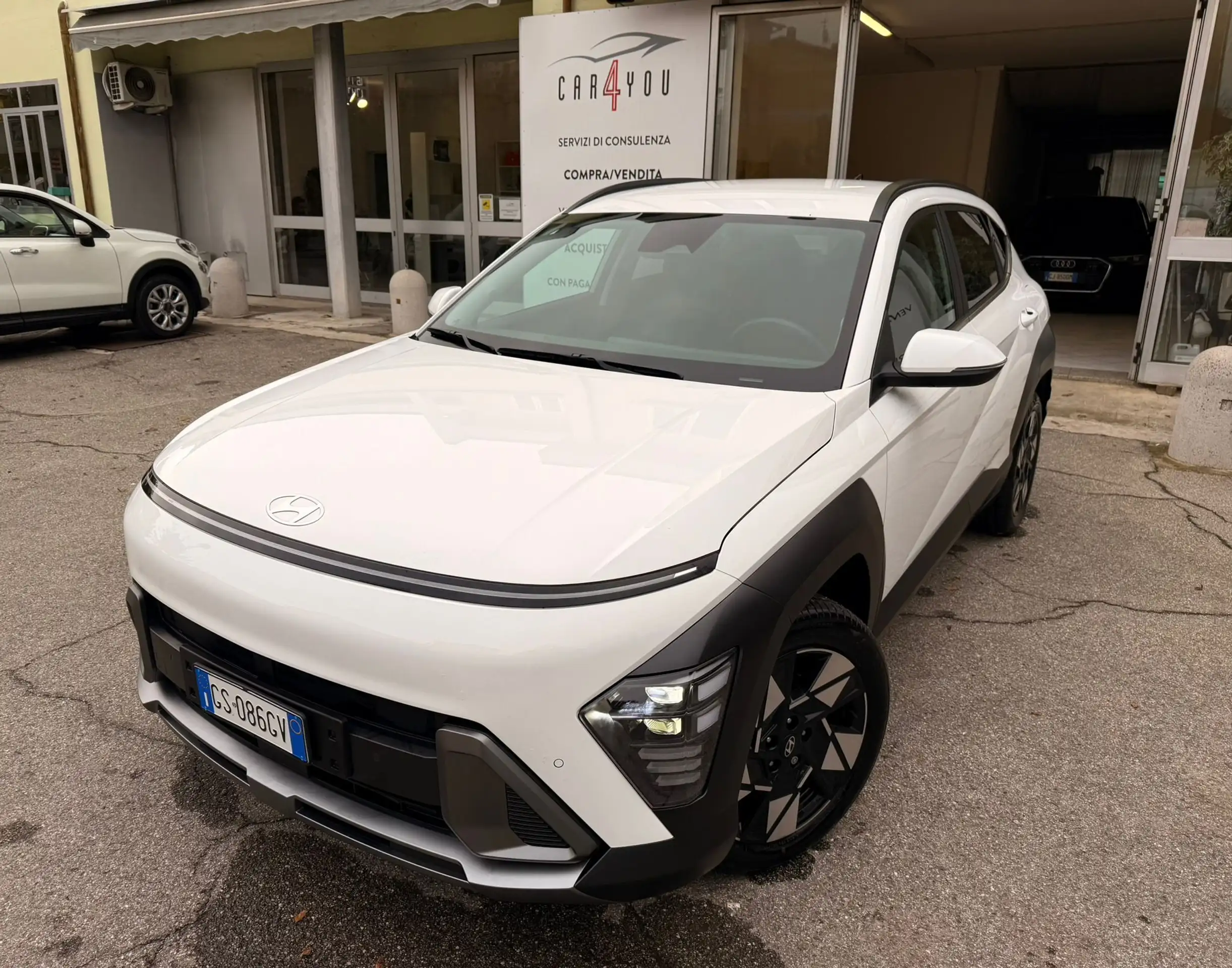 Hyundai KONA 2024