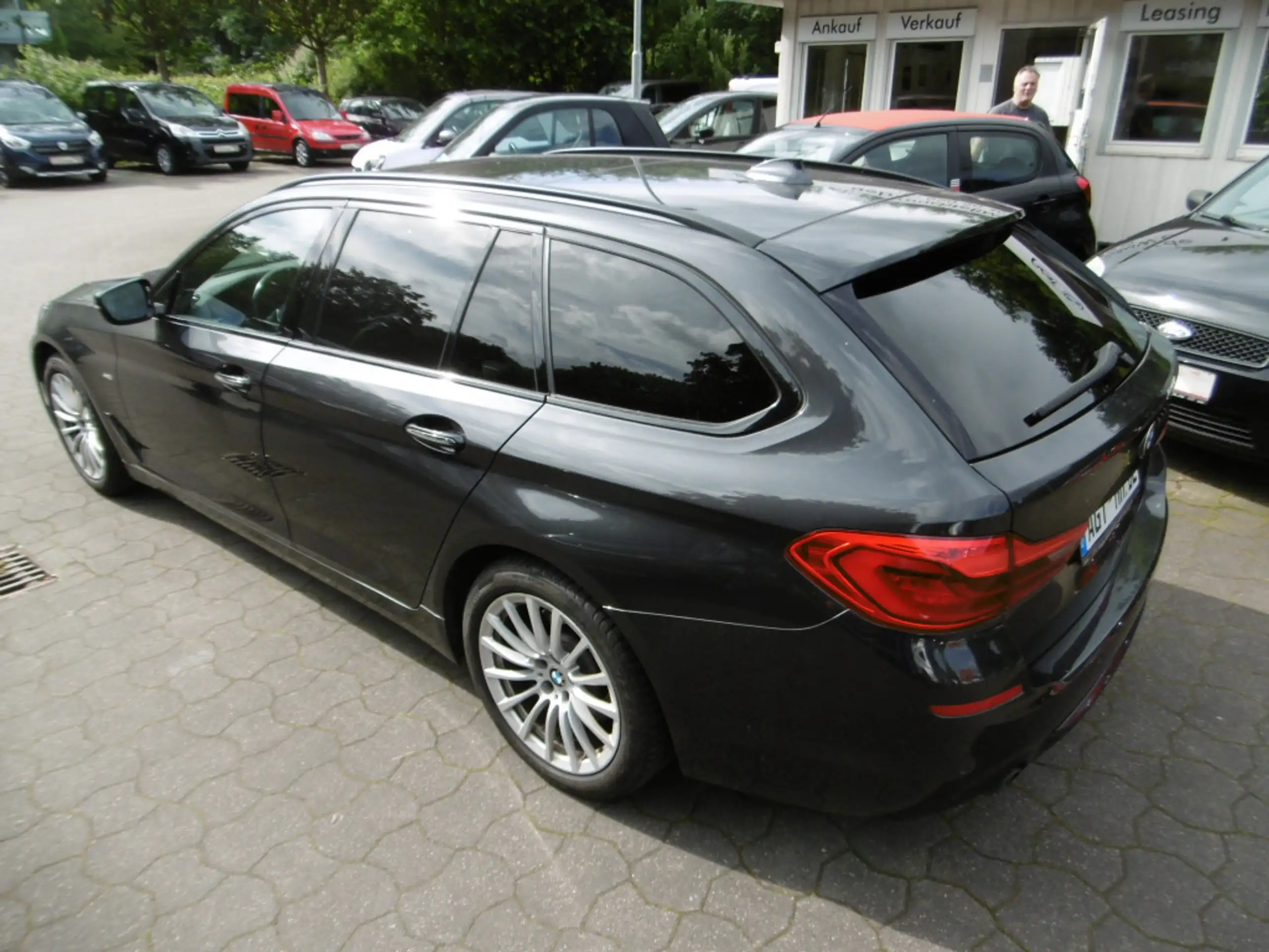 BMW - 520