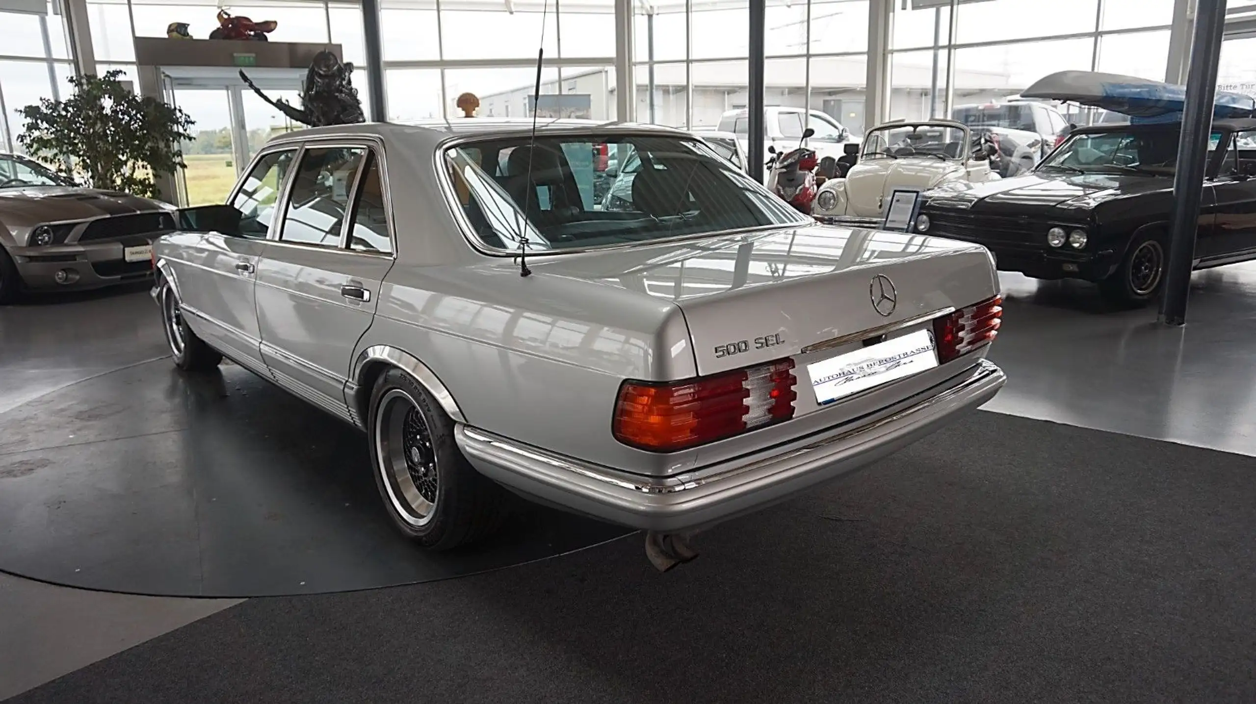 Mercedes-Benz - S 500