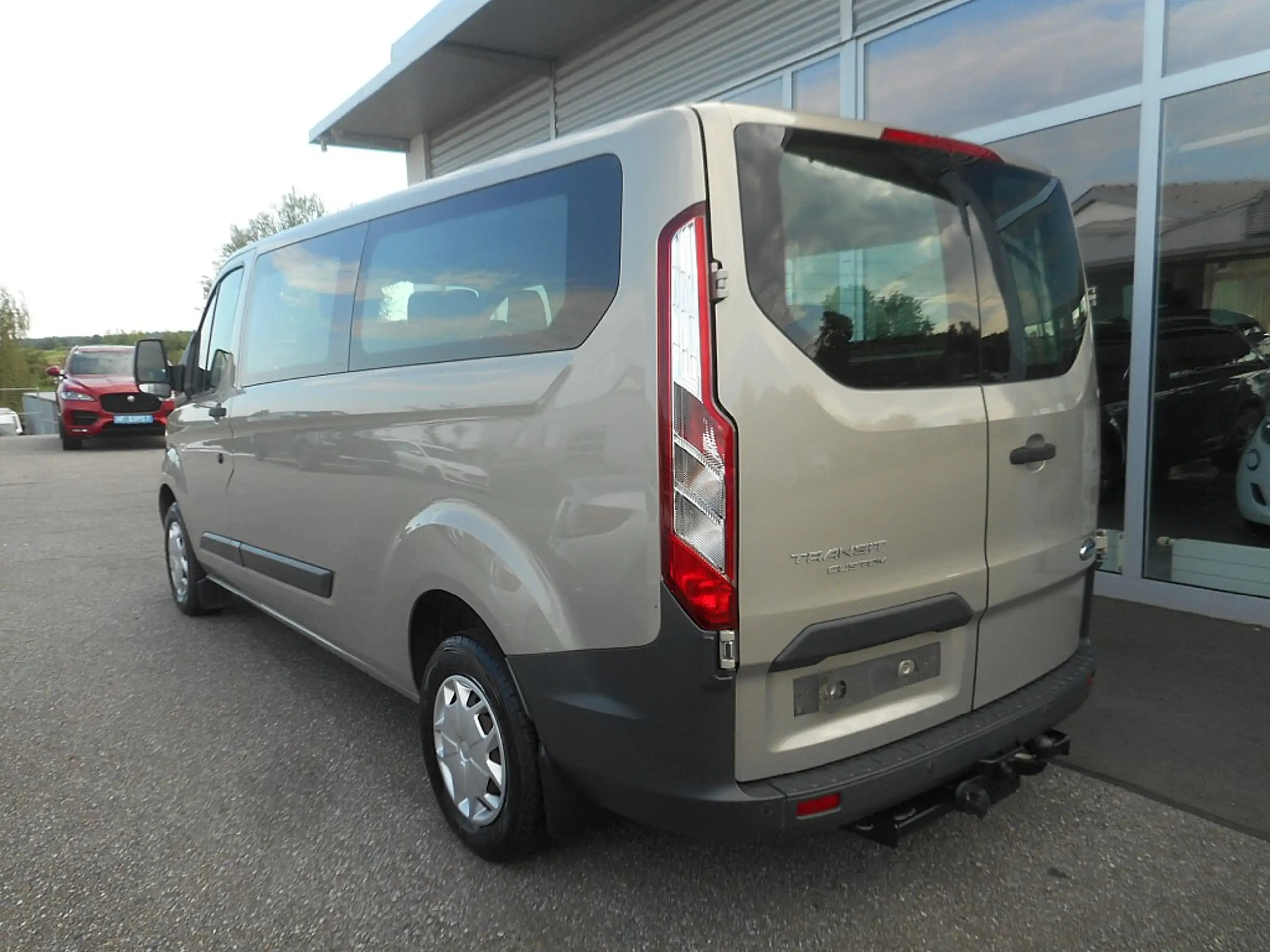 Ford - Transit Custom