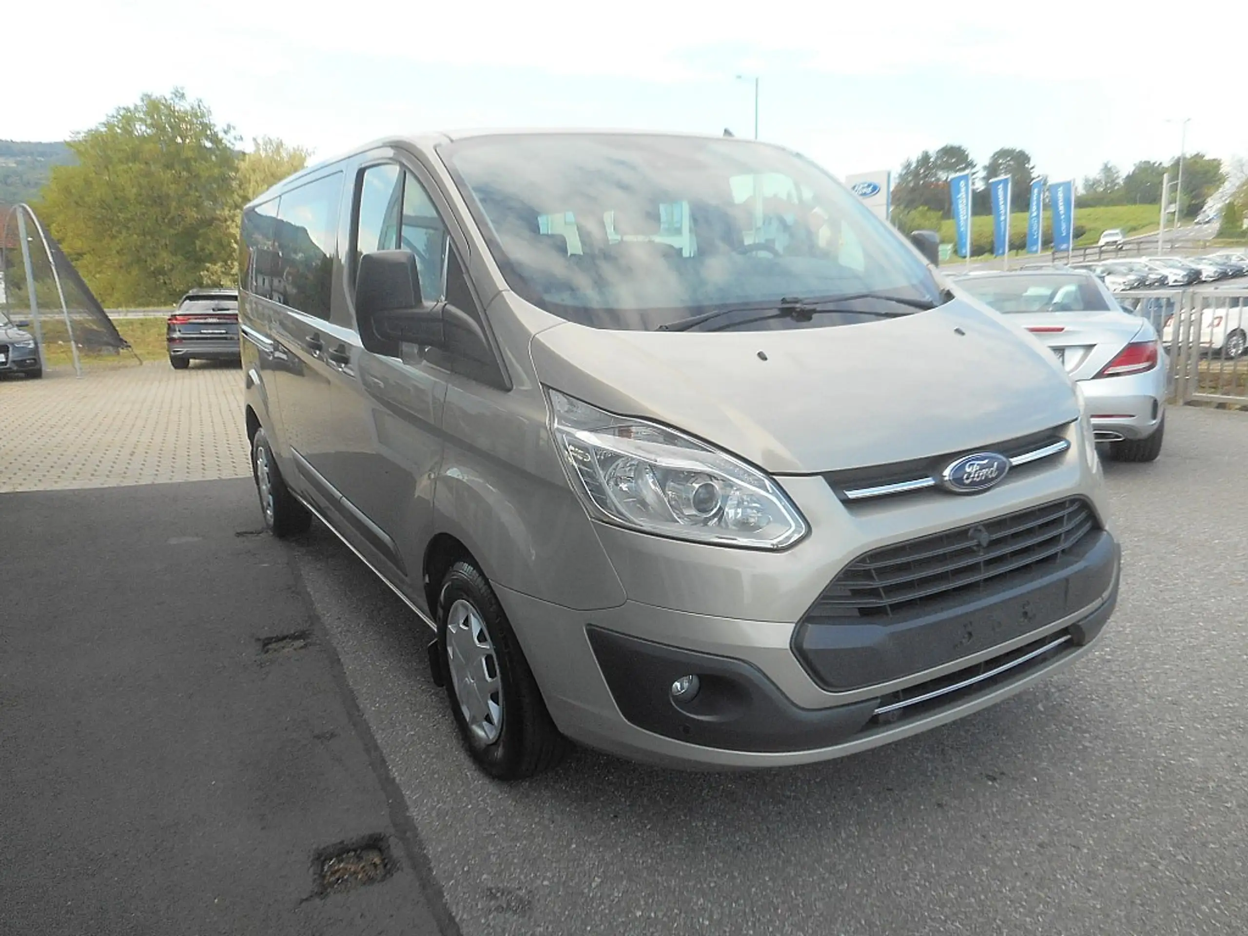 Ford - Transit Custom