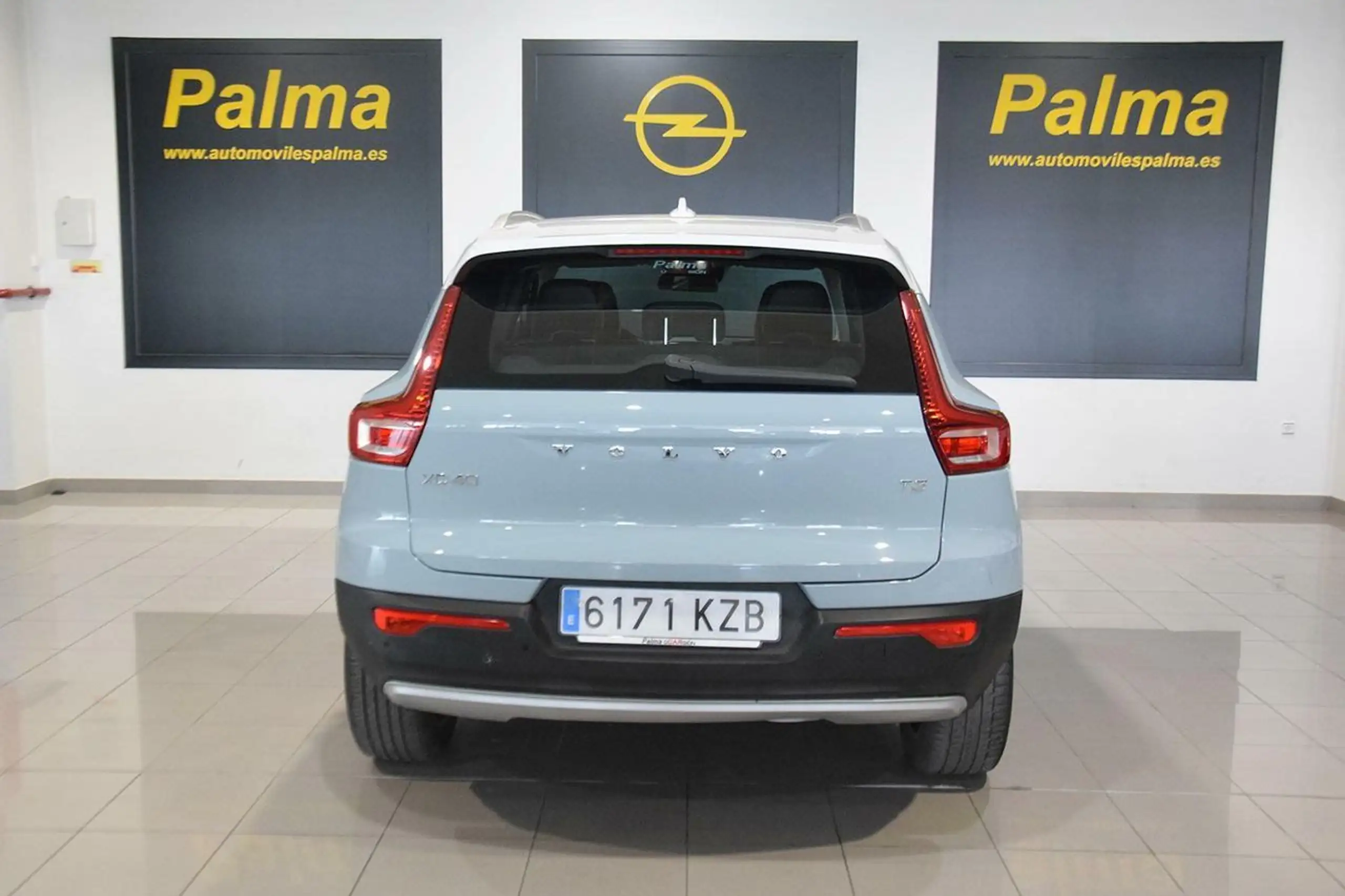 Volvo - XC40