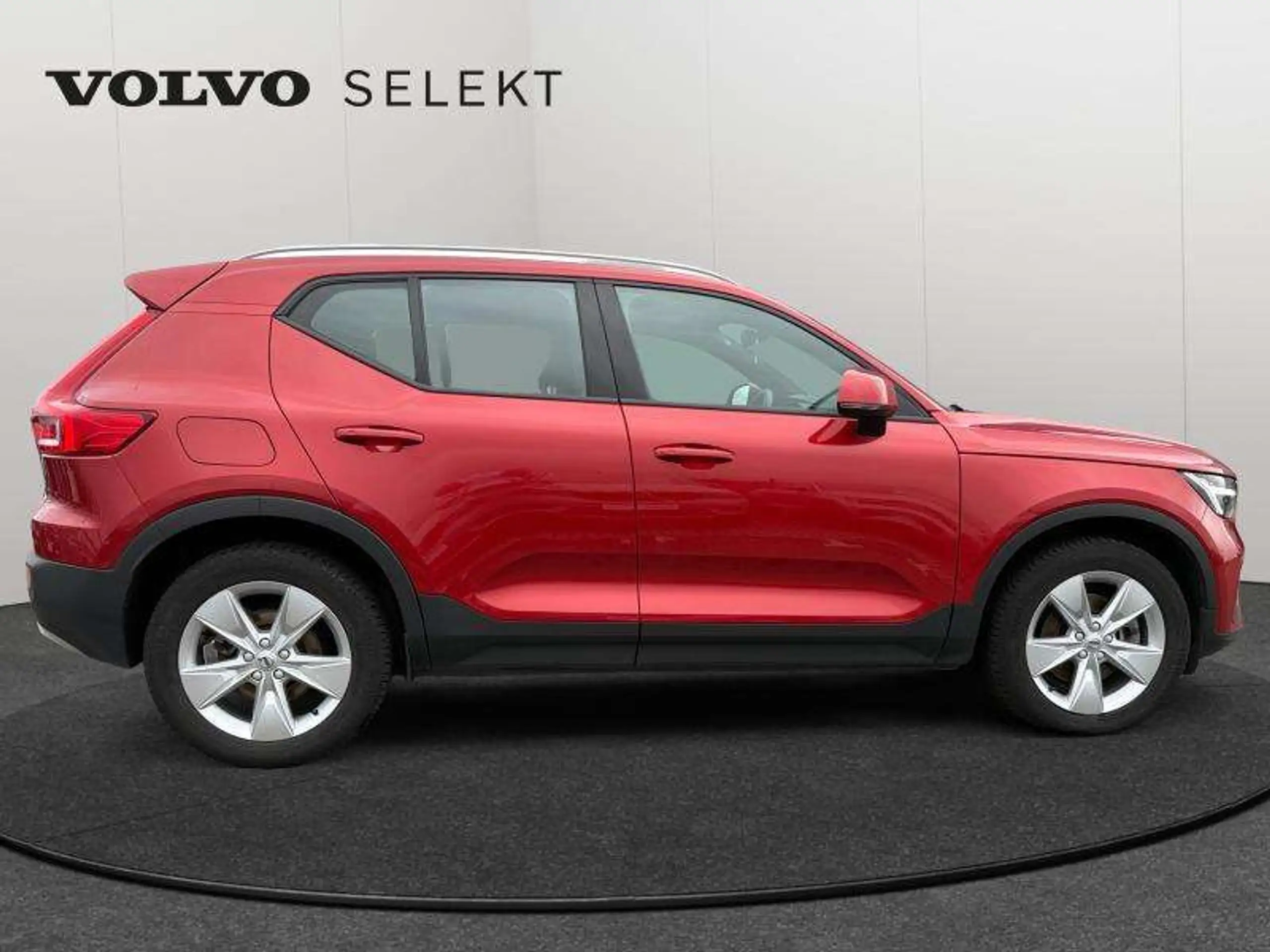 Volvo - XC40