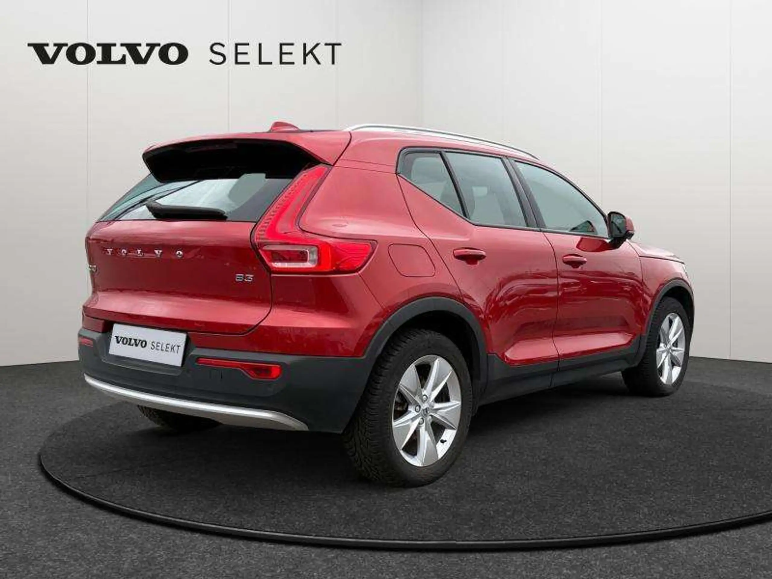 Volvo - XC40