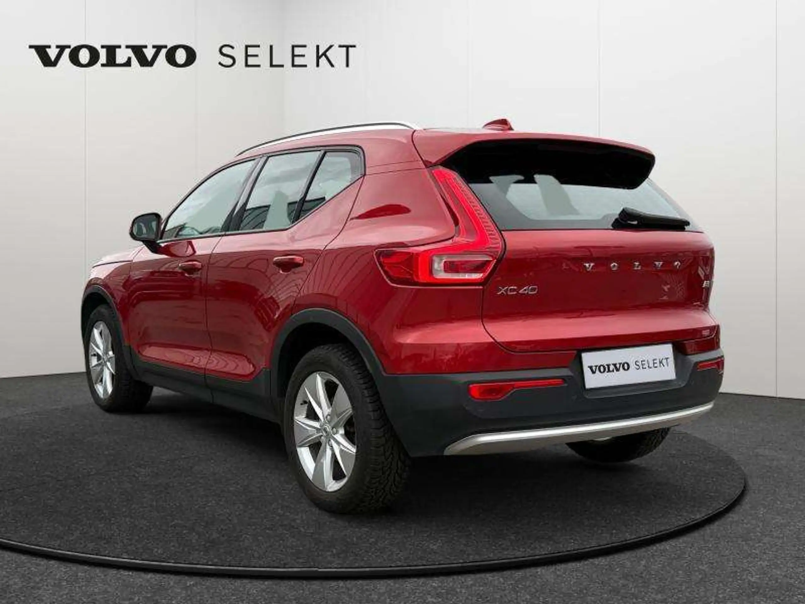 Volvo - XC40