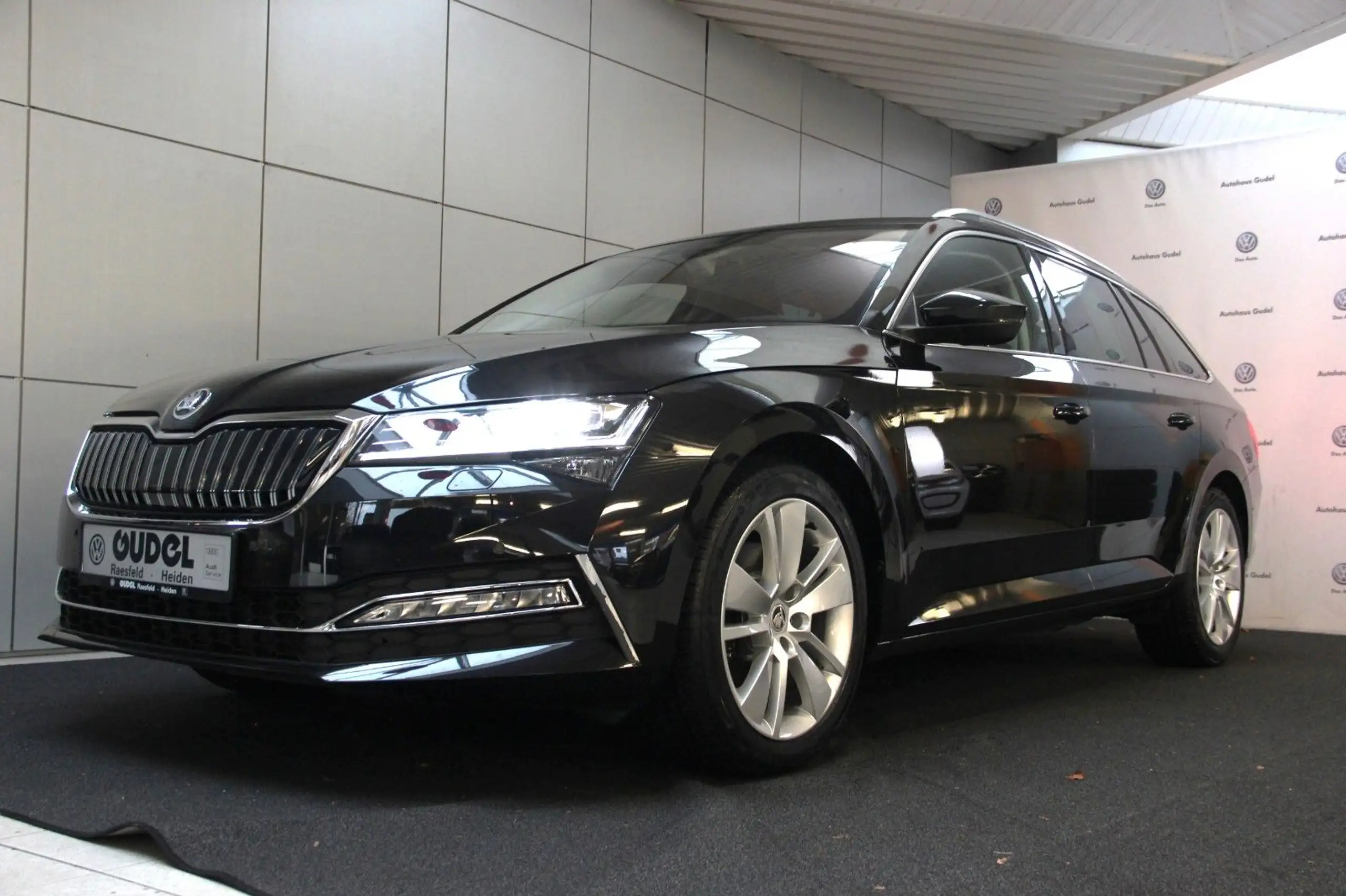 Skoda - Superb