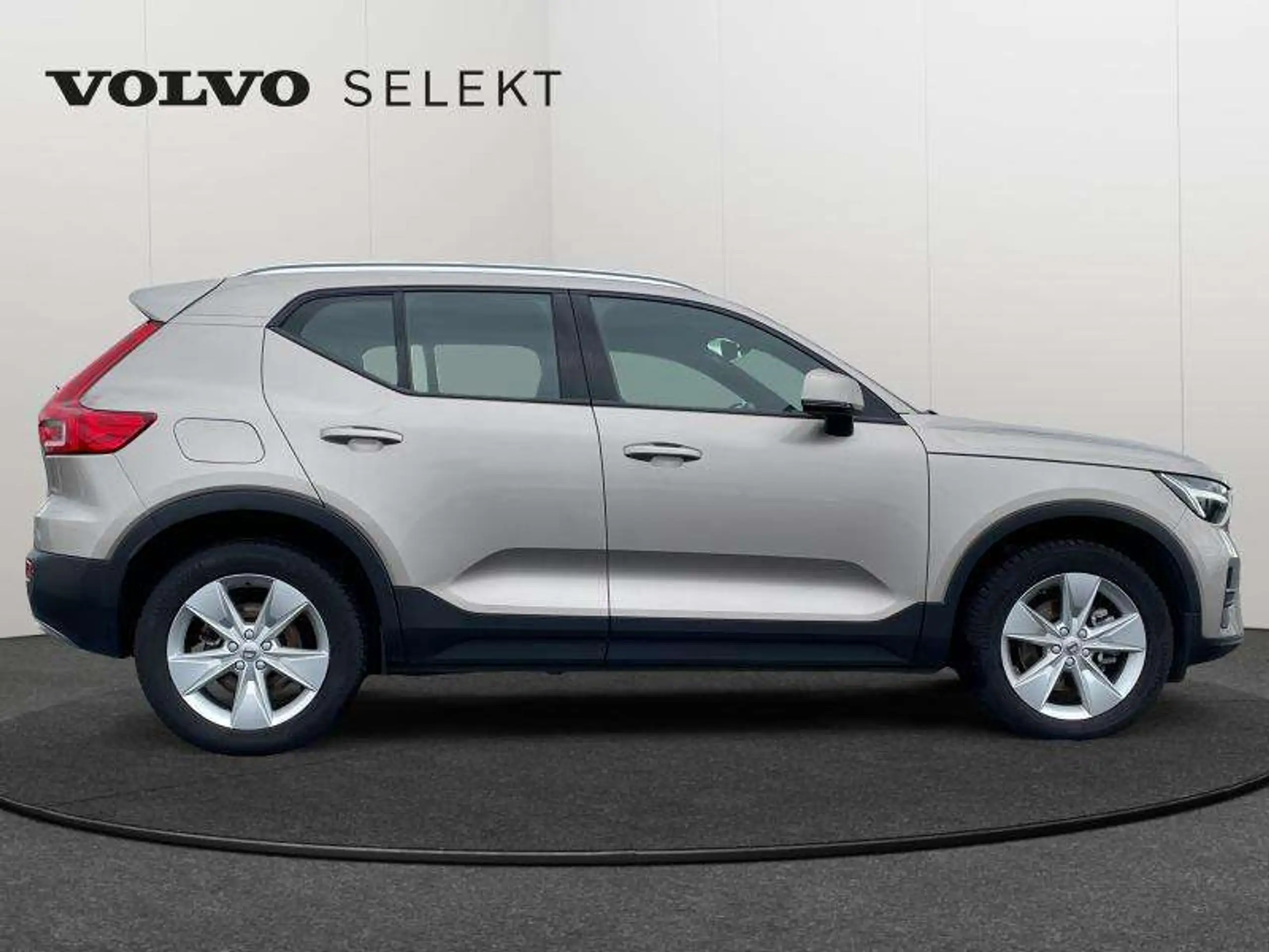 Volvo - XC40