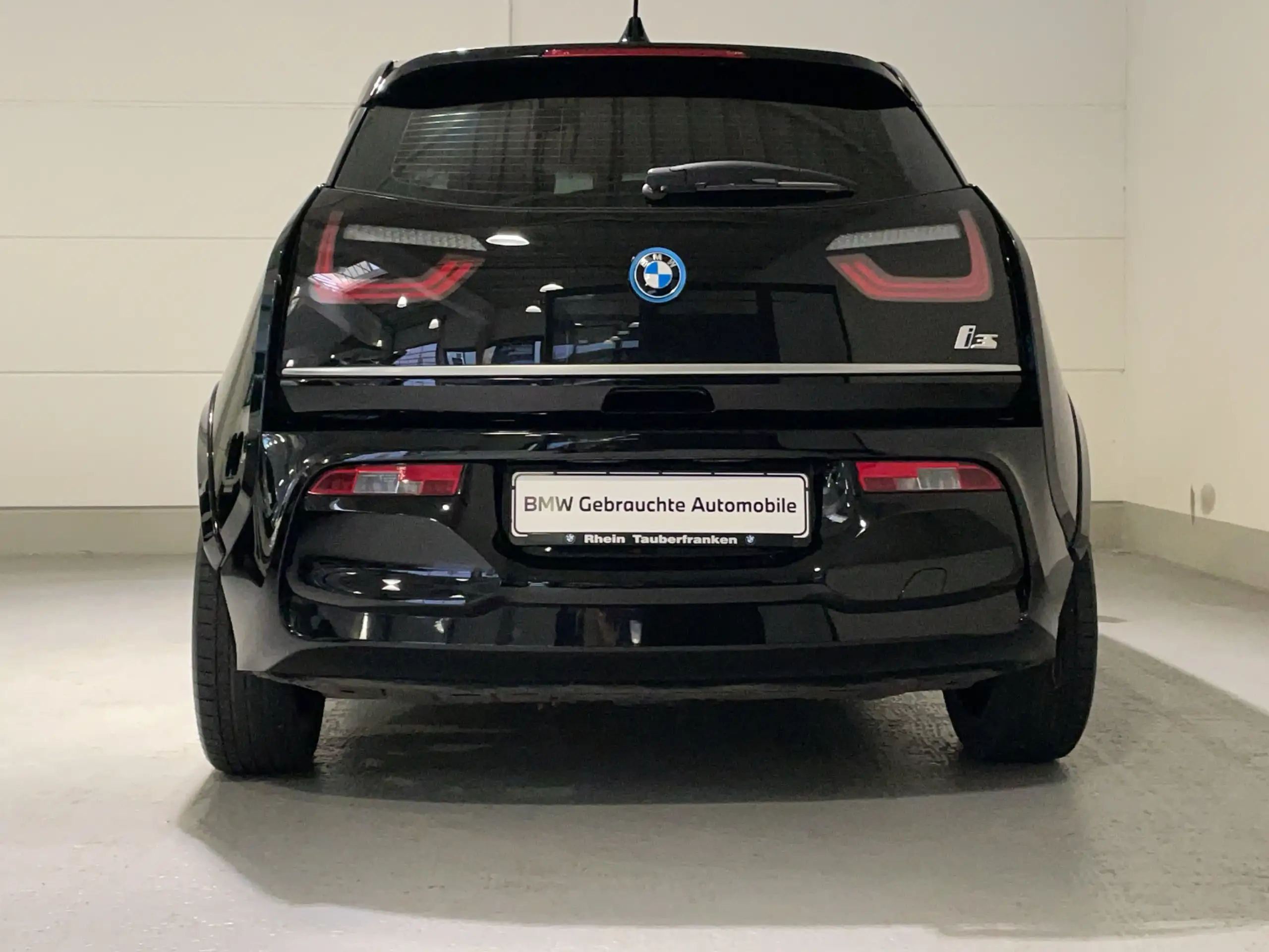 BMW - i3