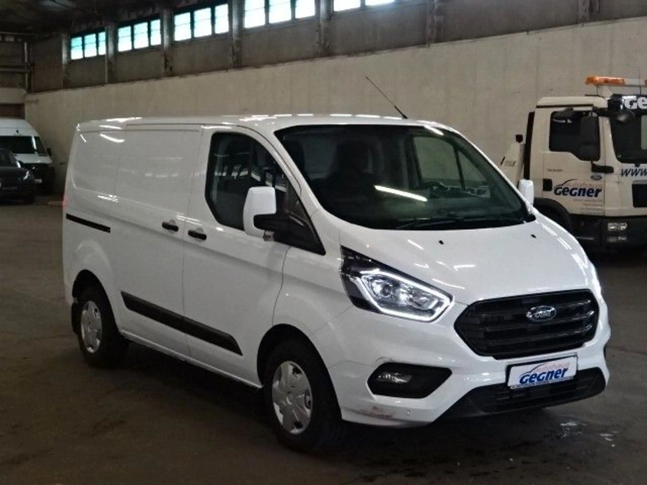 Ford - Transit Custom