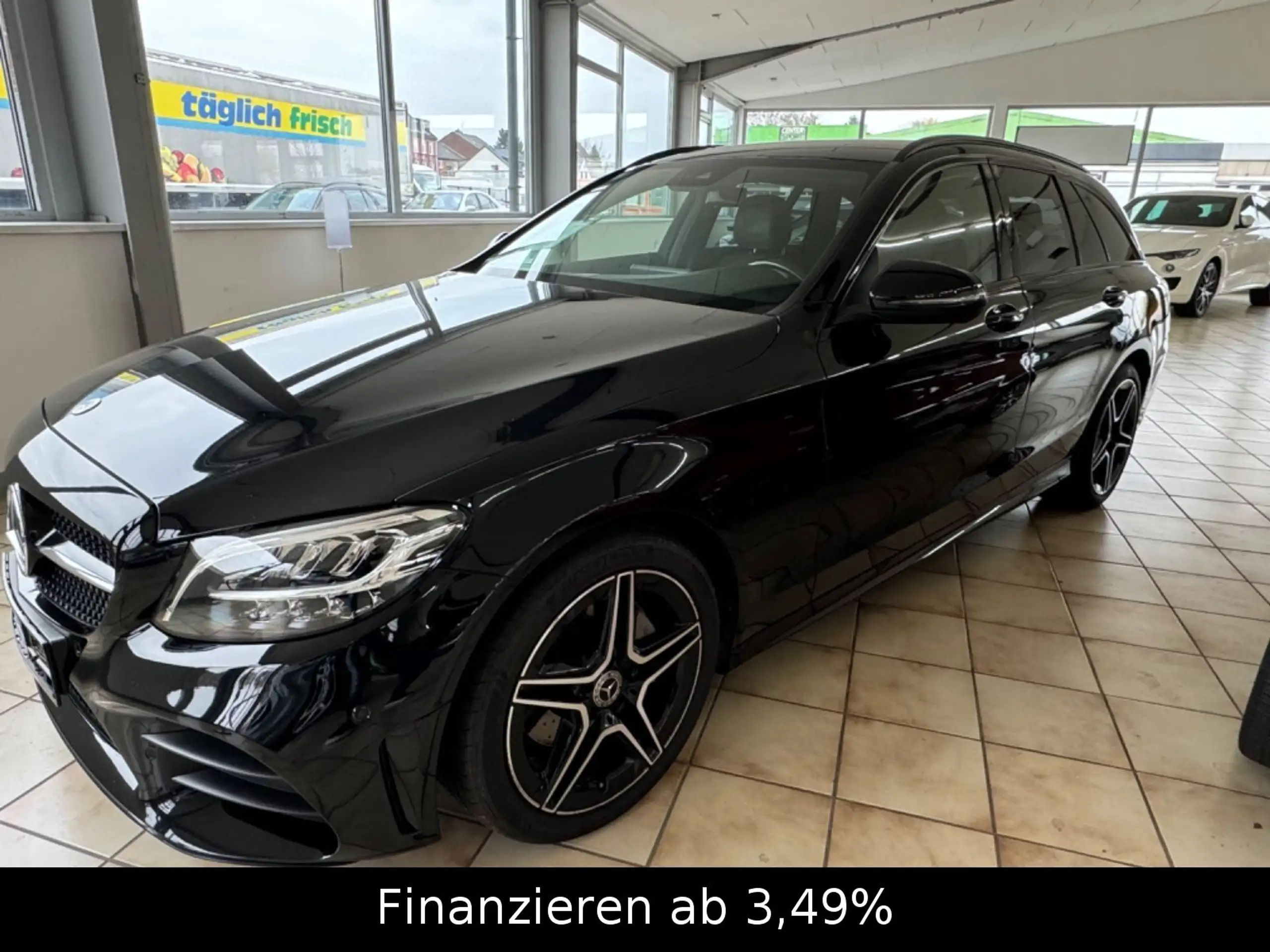 Mercedes-Benz - C 200