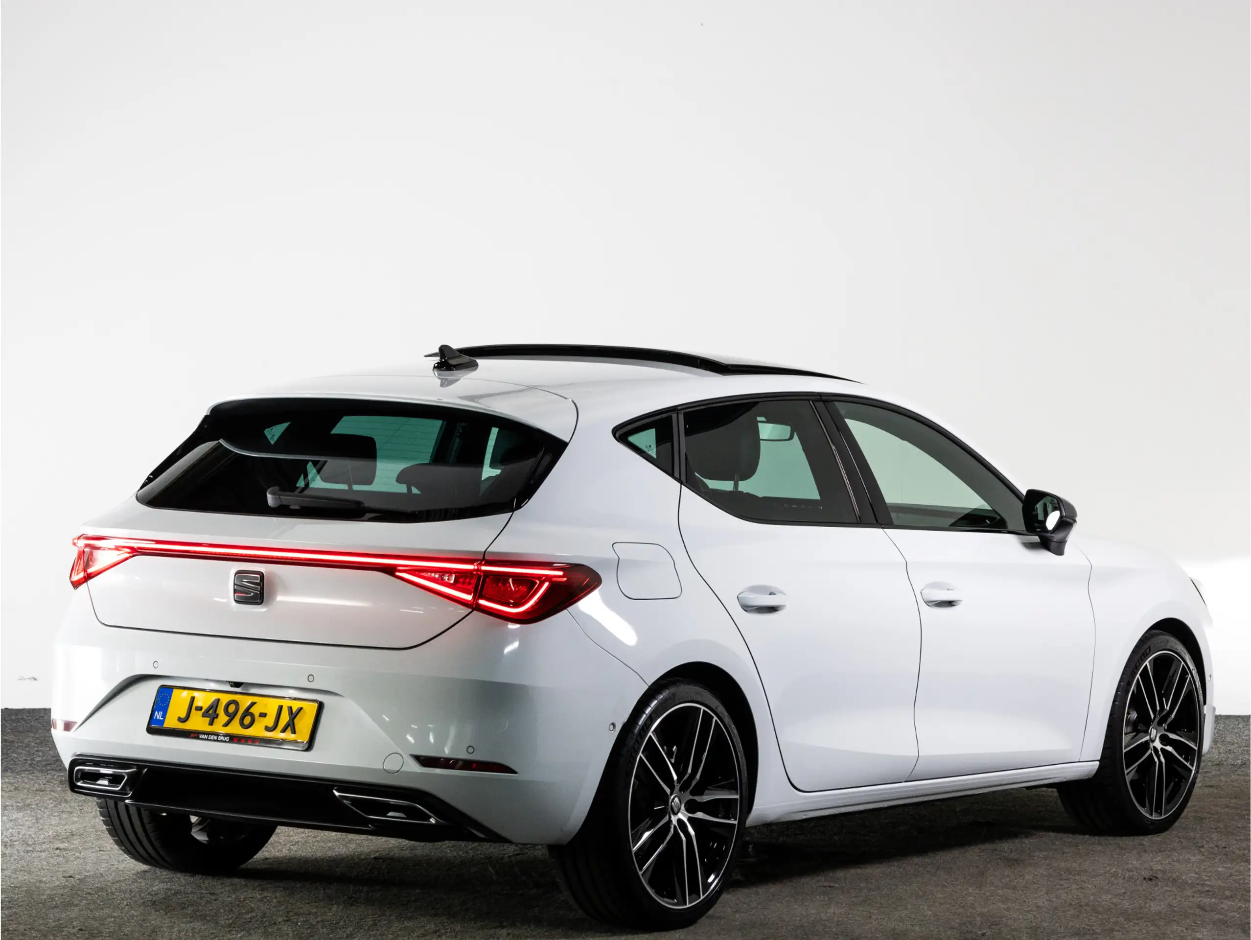 SEAT - Leon