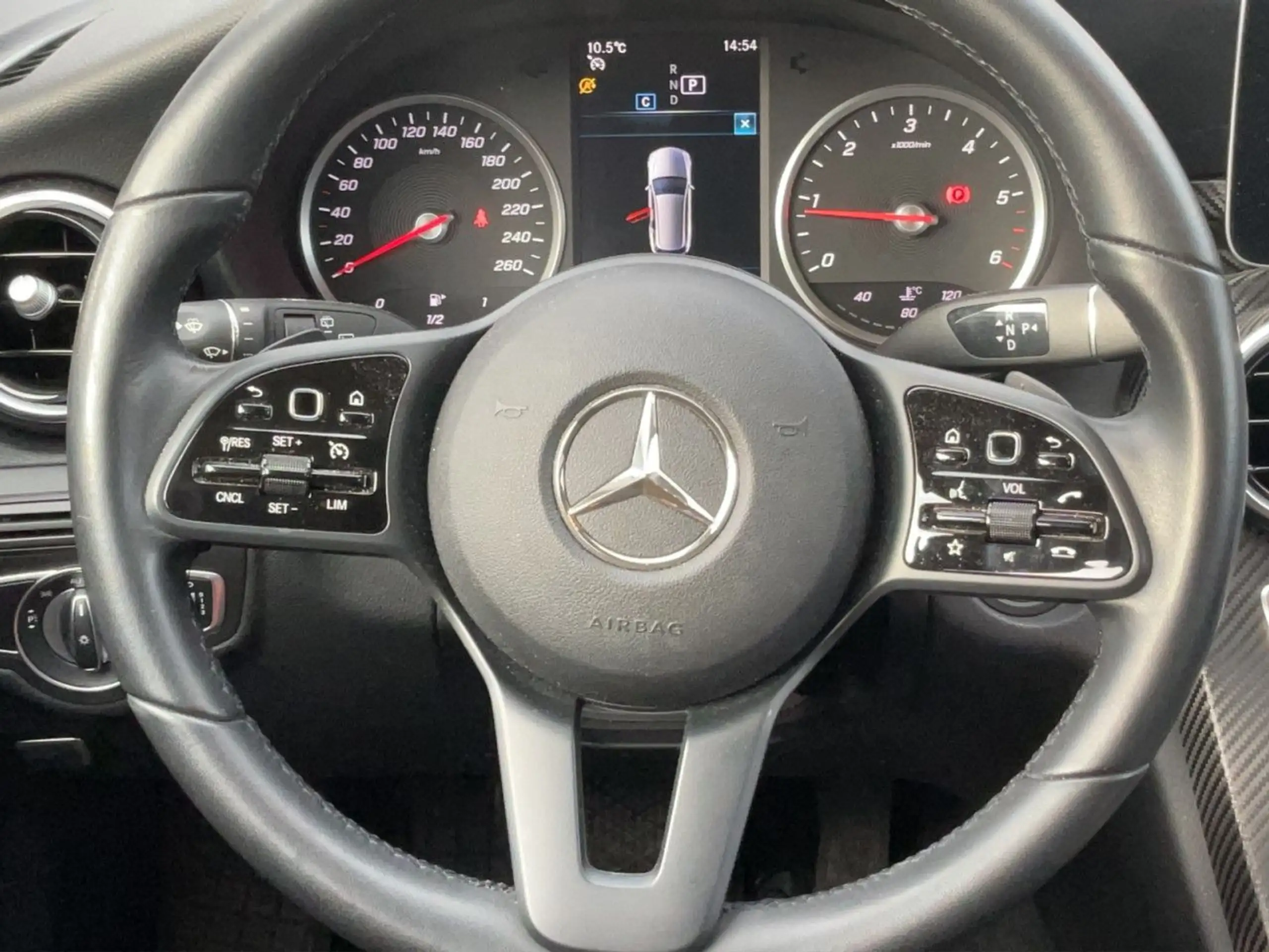 Mercedes-Benz - C 220