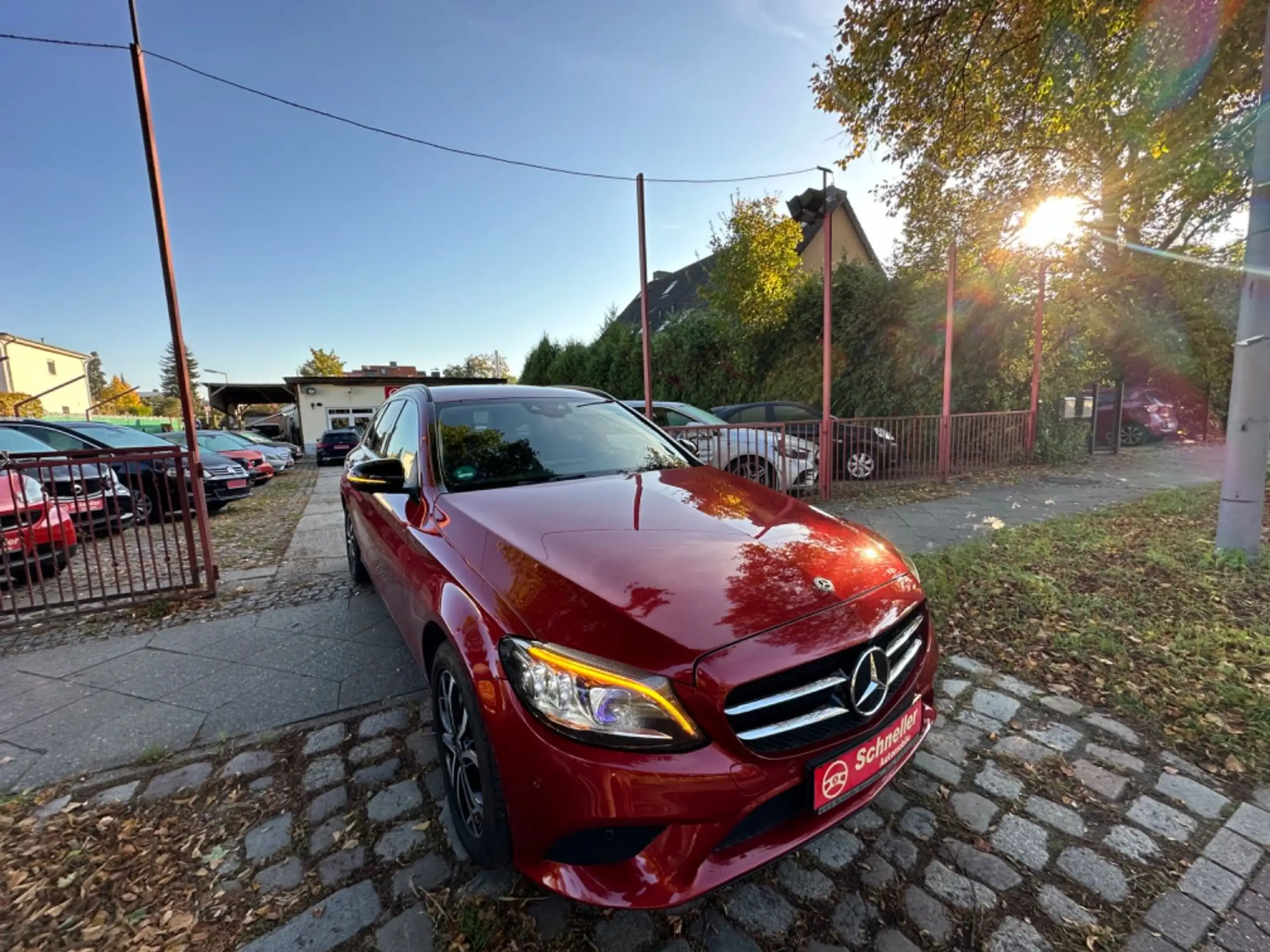 Mercedes-Benz - C 220